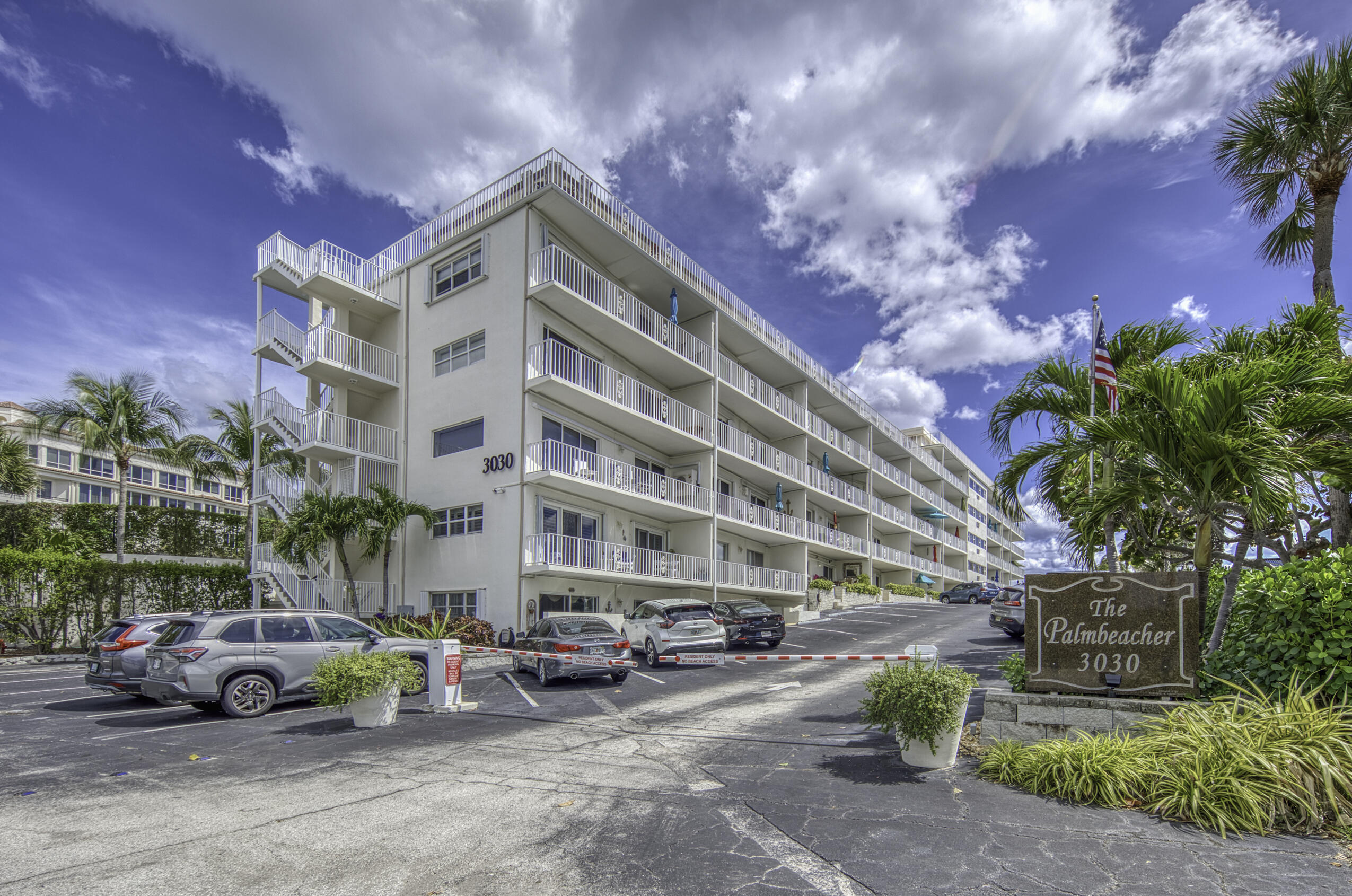 3030 S Ocean #328 Palm Beach, FL 33480