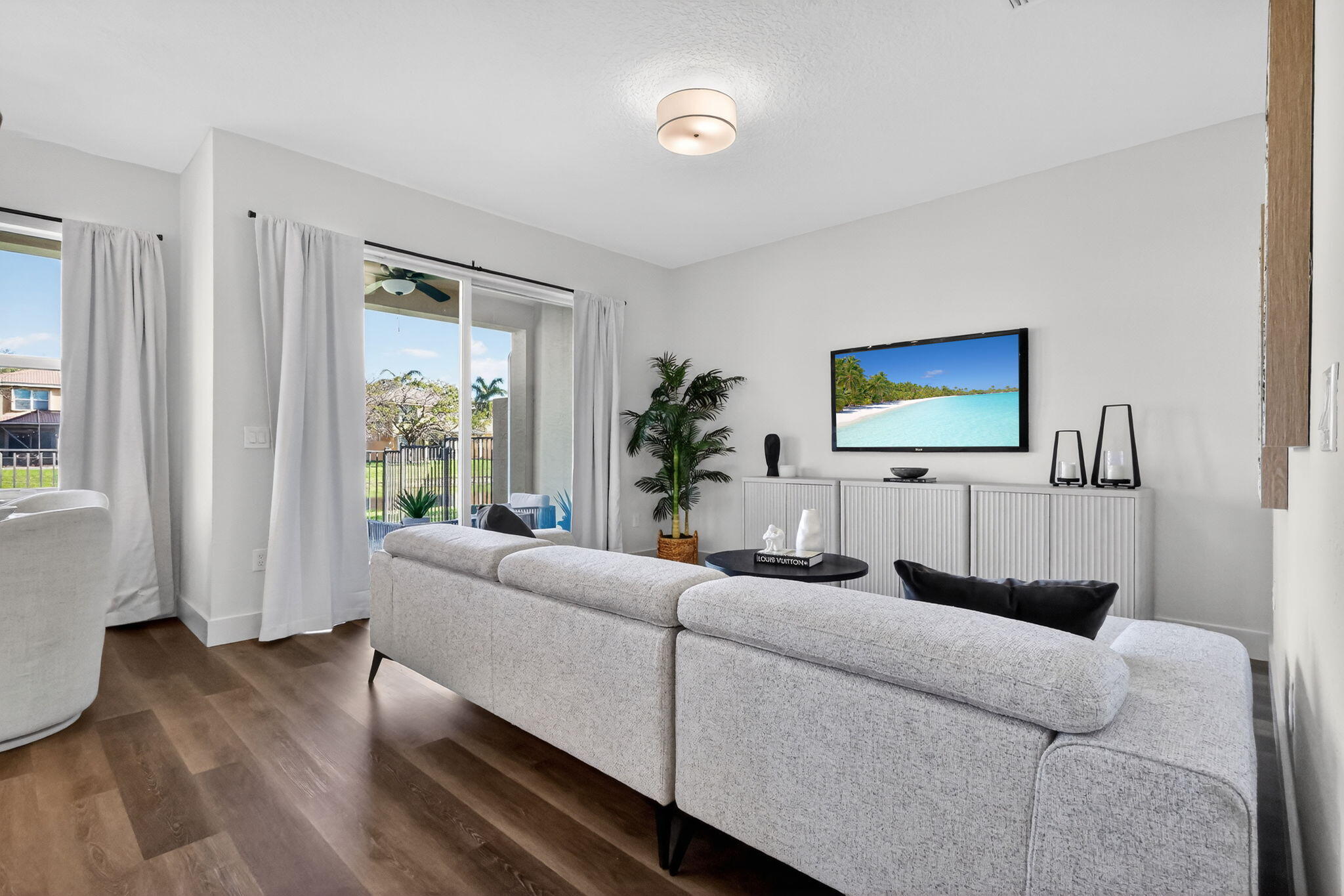 7673 Corkwood Boynton Beach, FL 33437