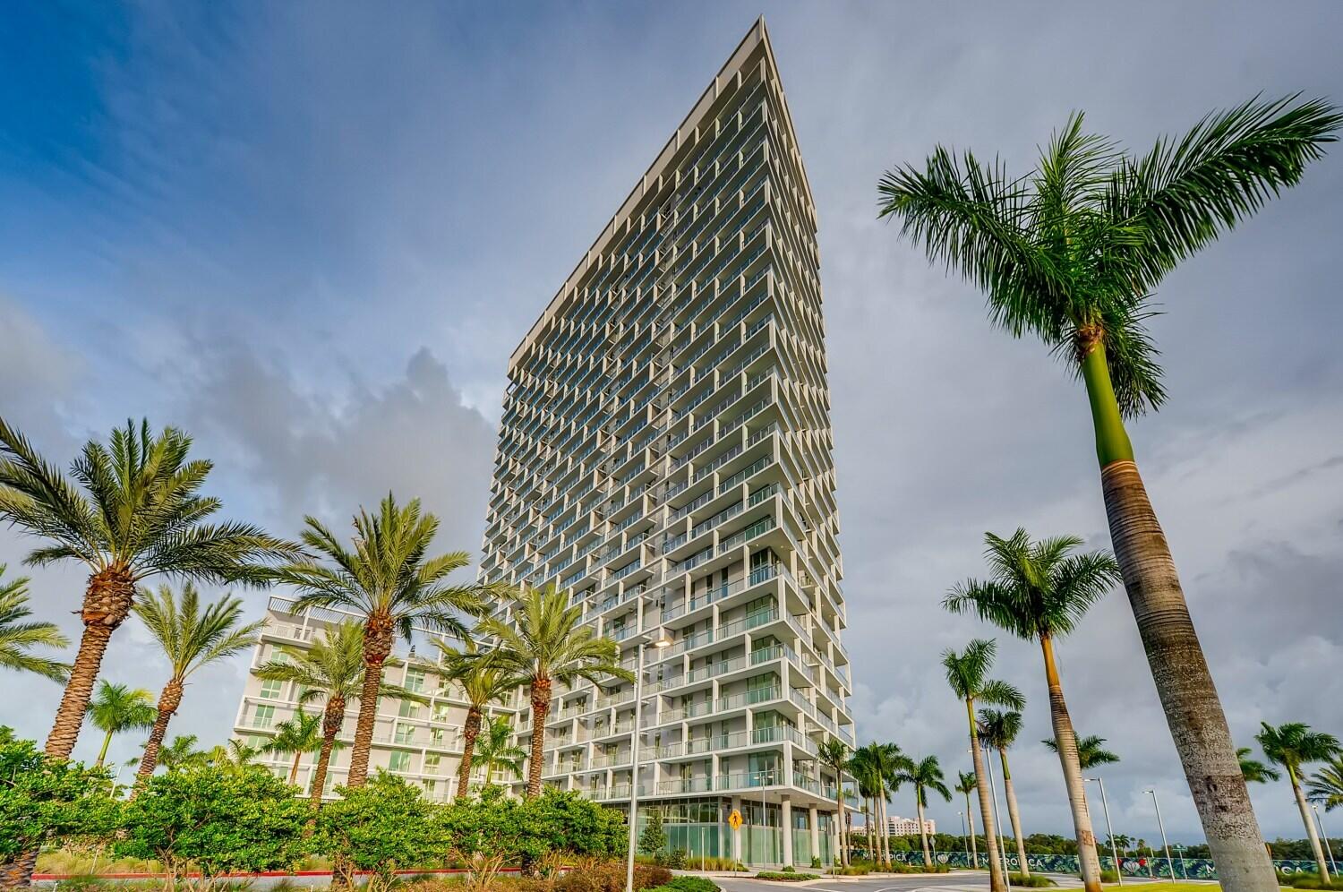 2000 Metropica #2107