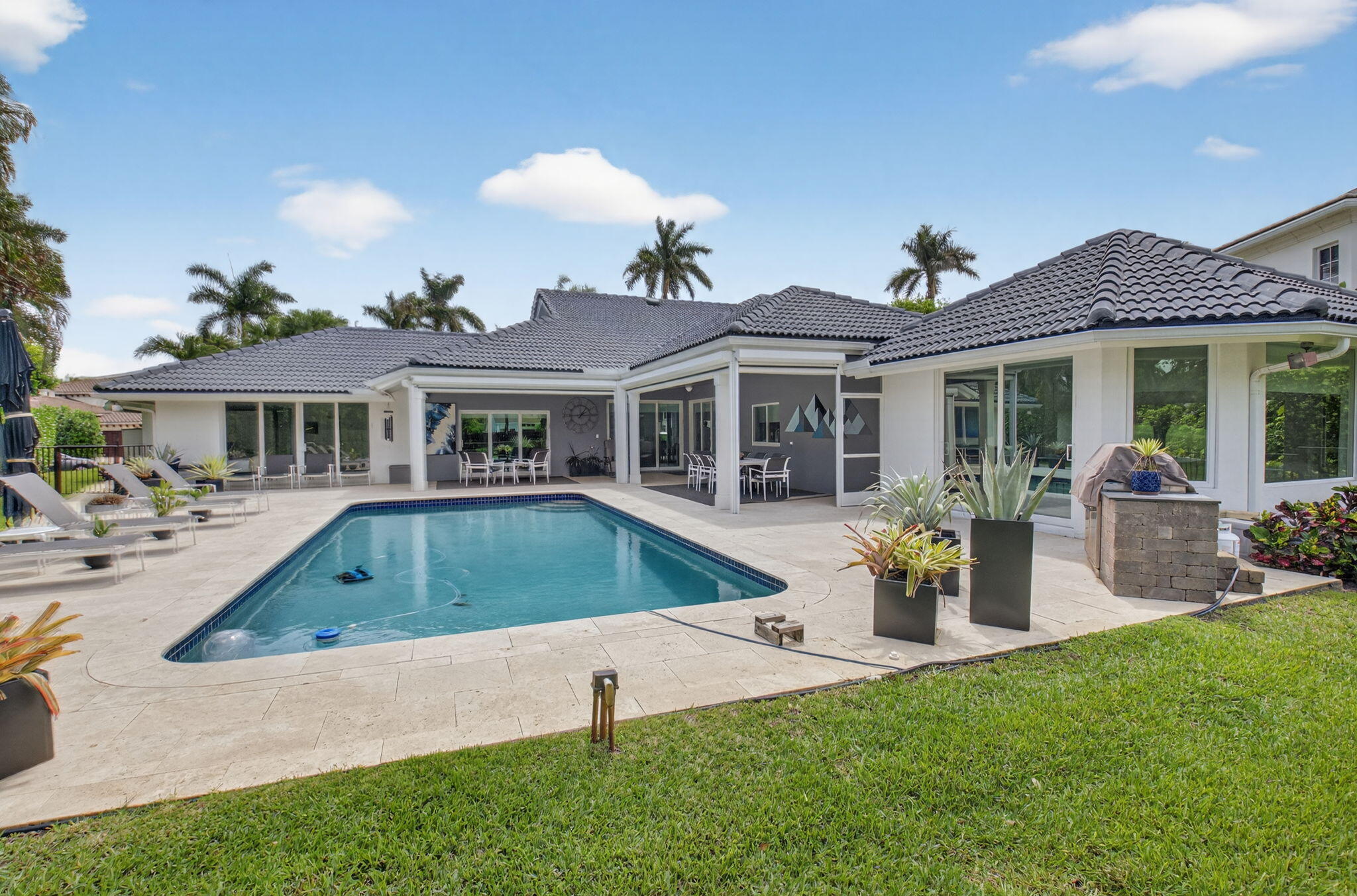 17646 Scarsdale Boca Raton, FL 33496