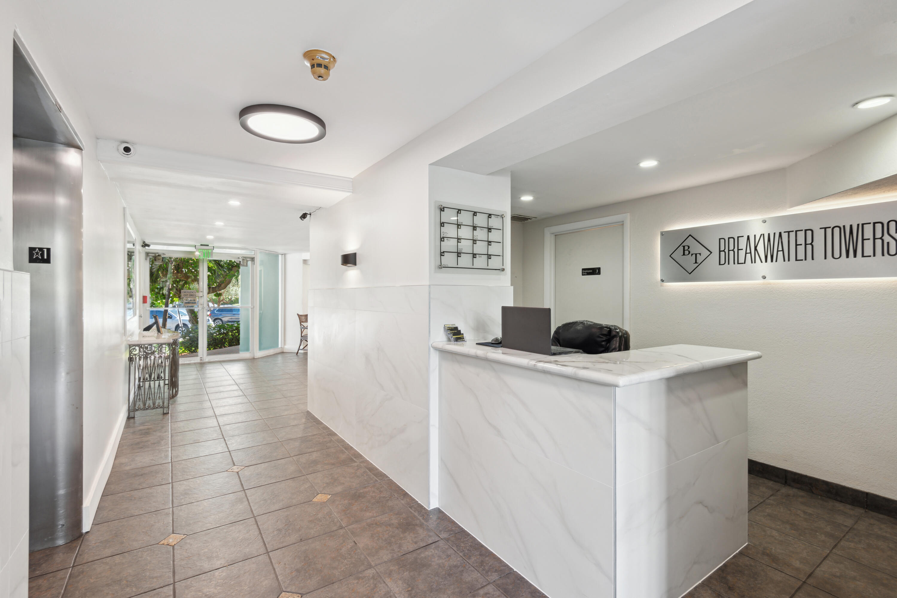 1900 S Ocean #1504 Fort Lauderdale, FL 33316