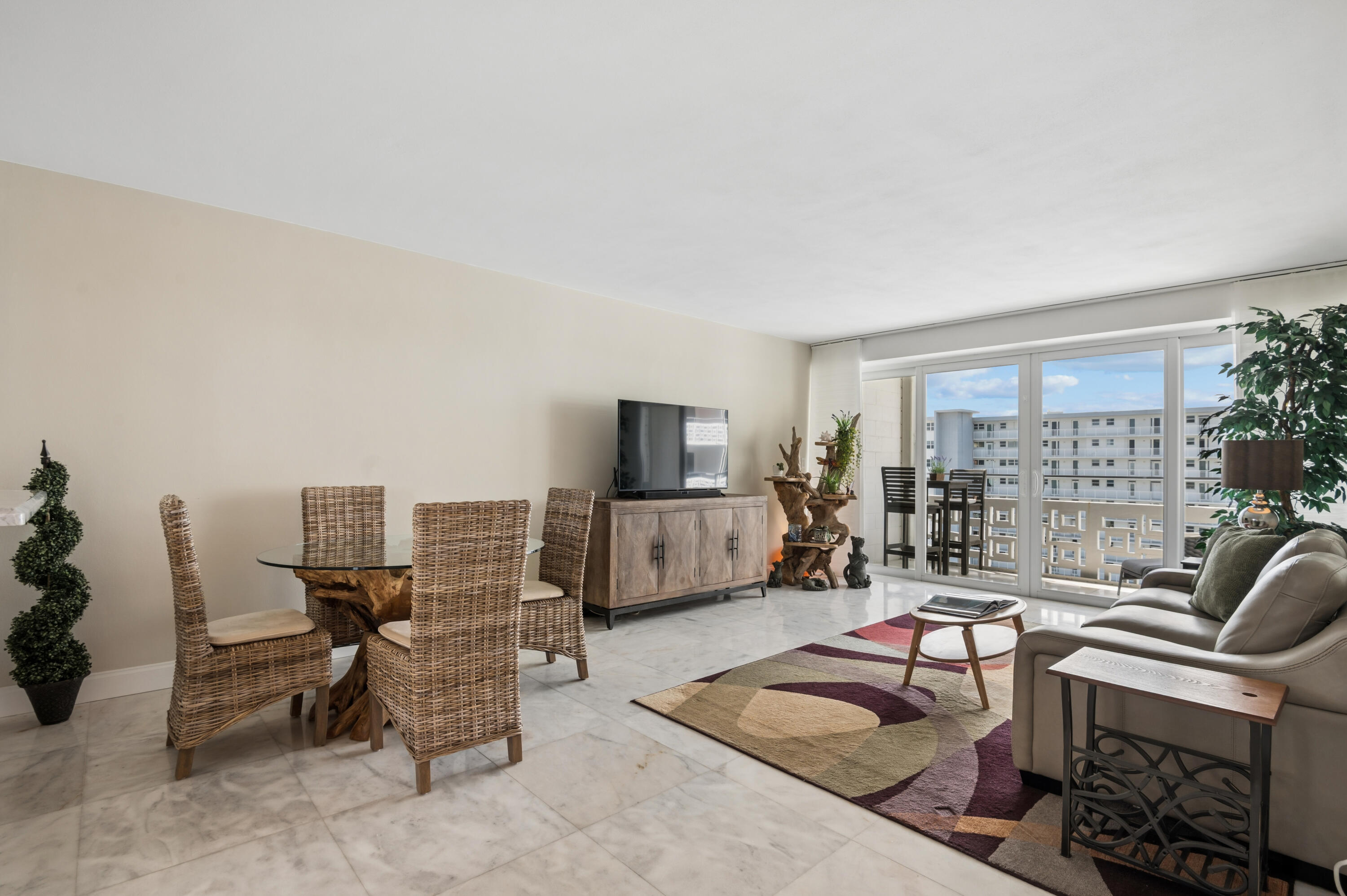 1900 S Ocean #1504 Fort Lauderdale, FL 33316