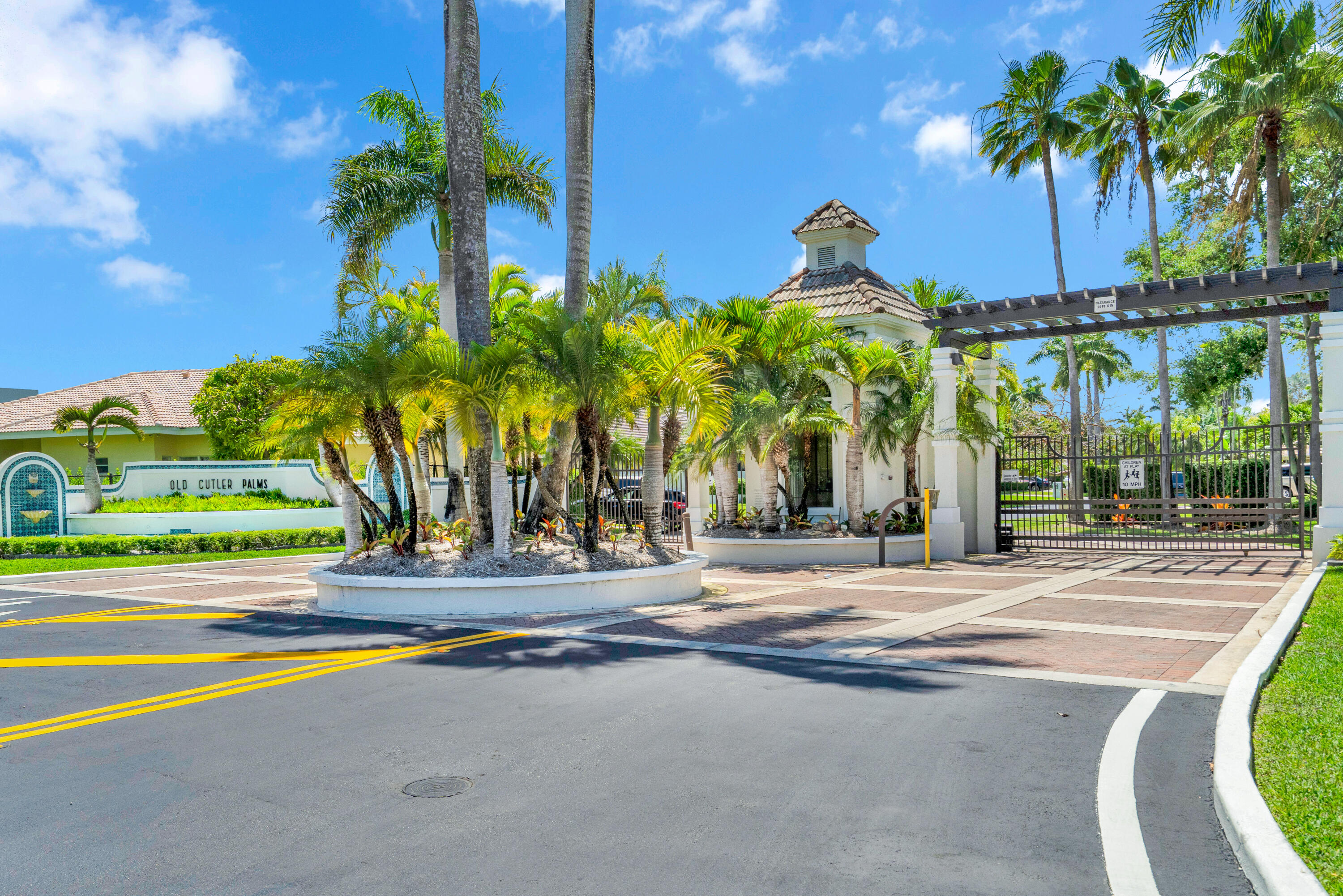 17050 SW 74th Palmetto Bay, FL 33157