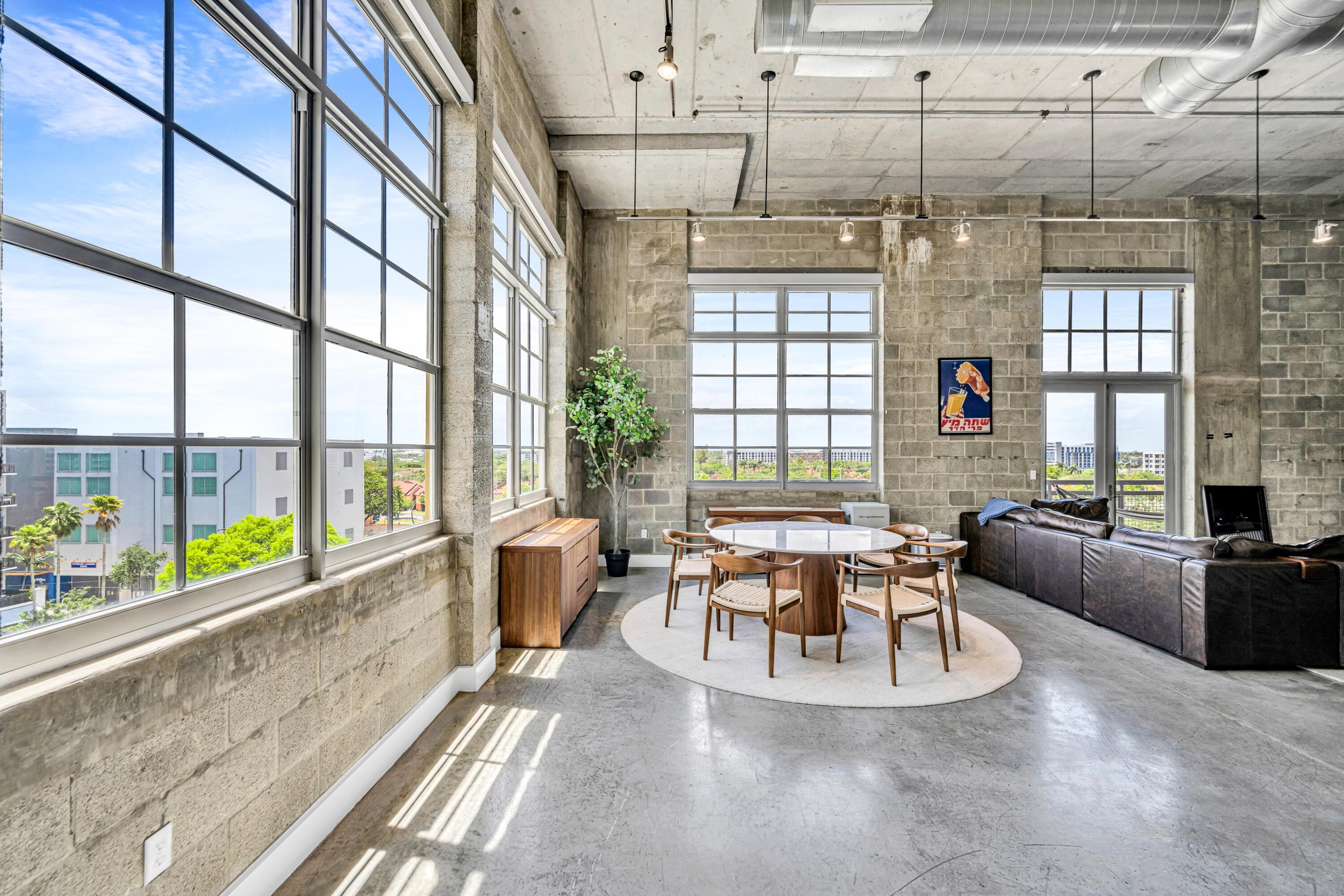 444 NW 1st #602 Fort Lauderdale, FL 33301