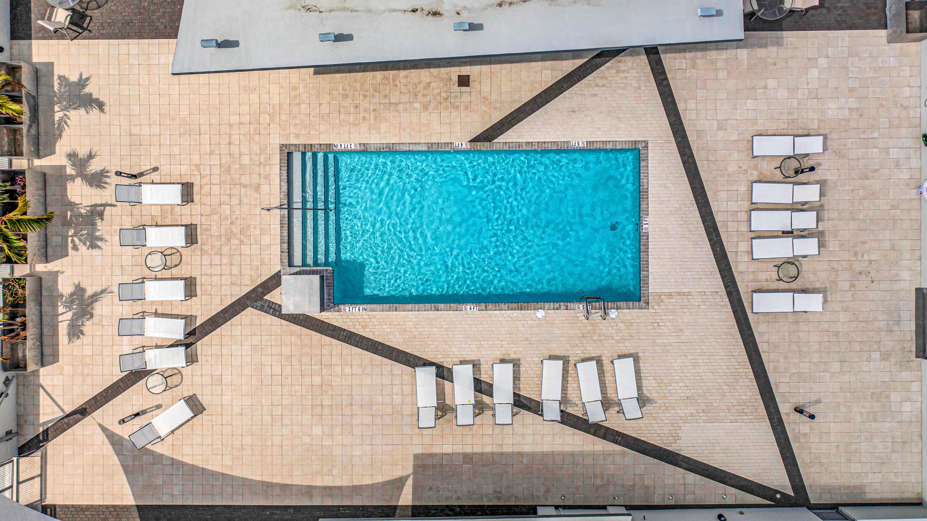 444 NW 1st #602 Fort Lauderdale, FL 33301