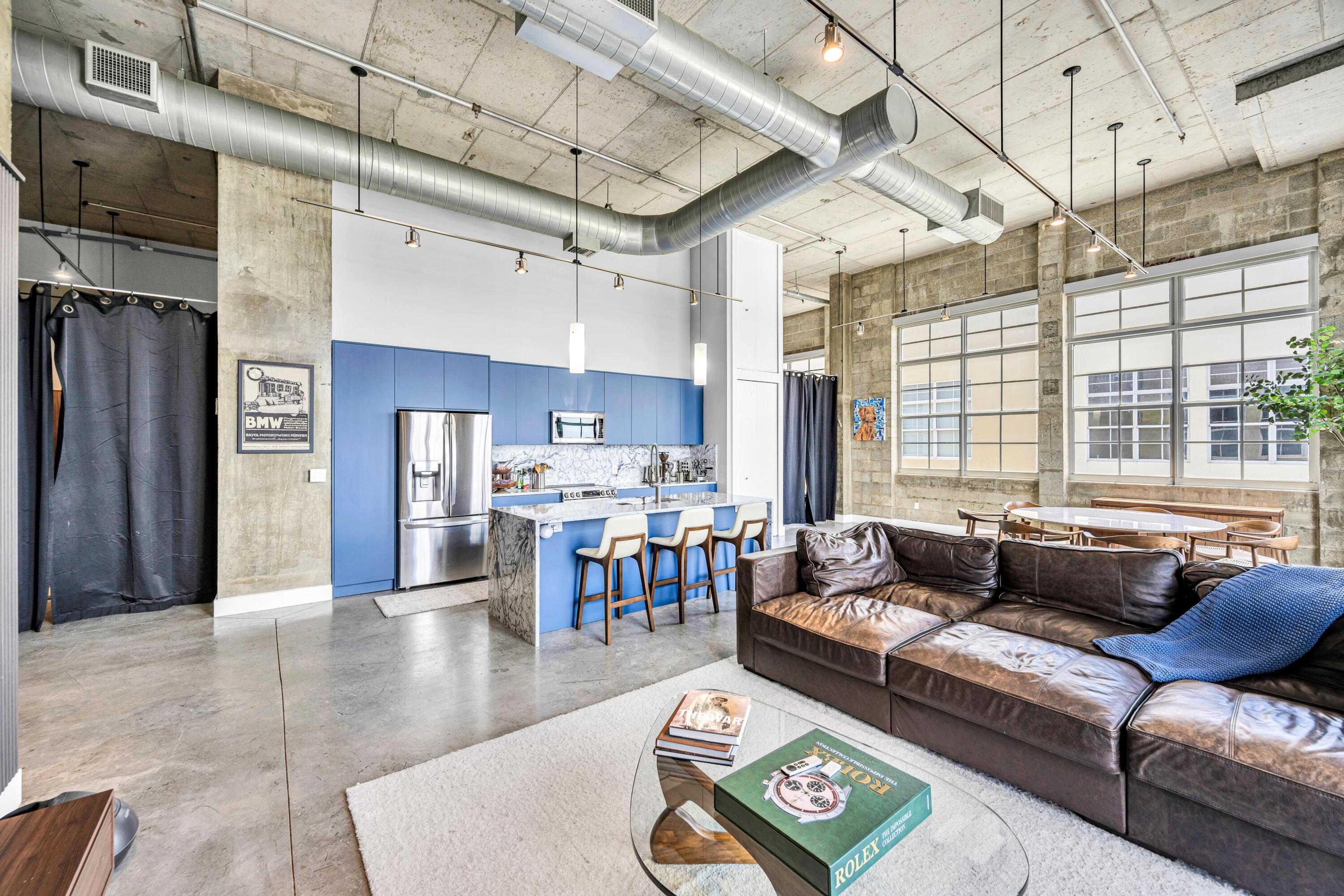 444 NW 1st #602 Fort Lauderdale, FL 33301