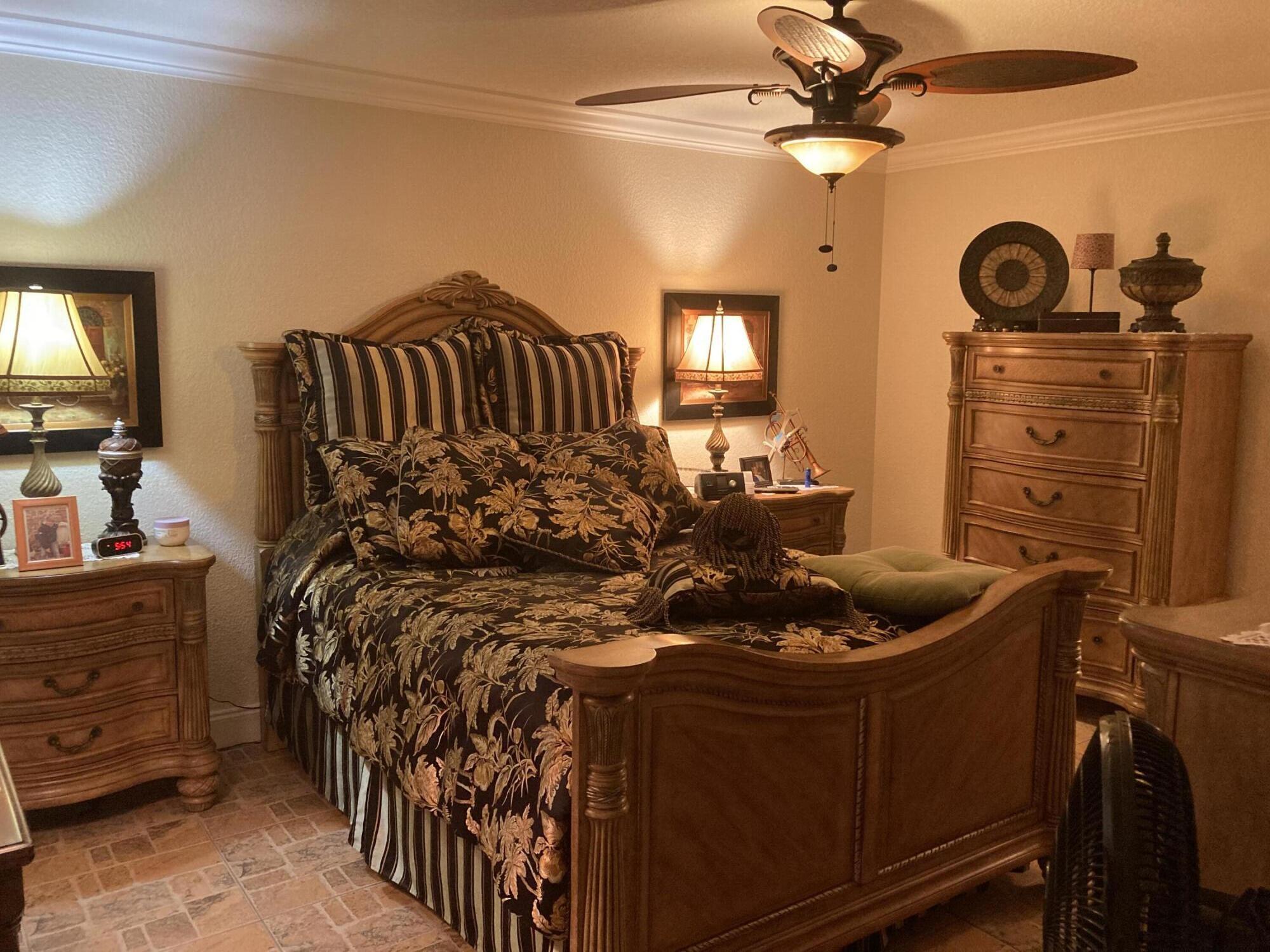 700 NE 14th #404 Hallandale Beach, FL 33009