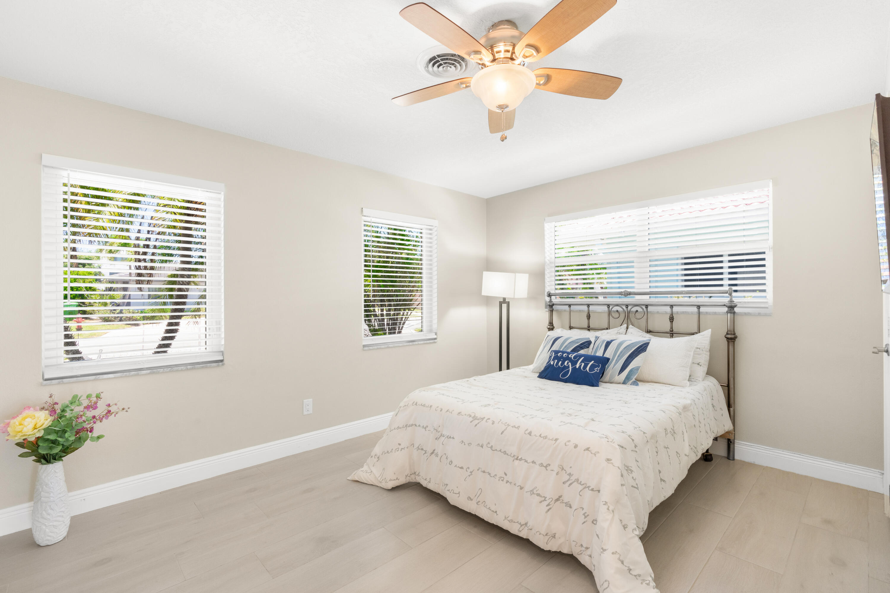 2820 NE 59th Fort Lauderdale, FL 33308