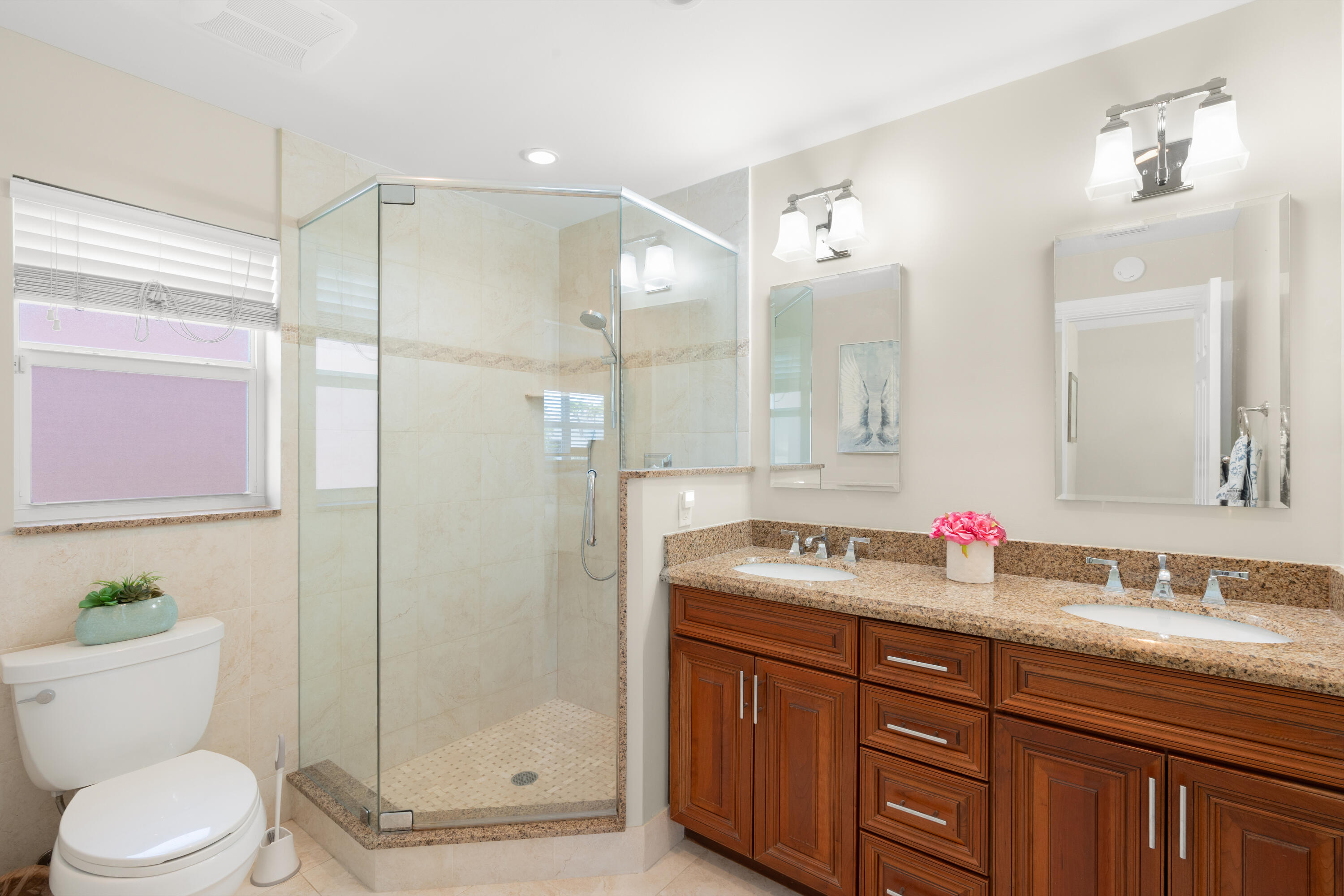 2820 NE 59th Fort Lauderdale, FL 33308