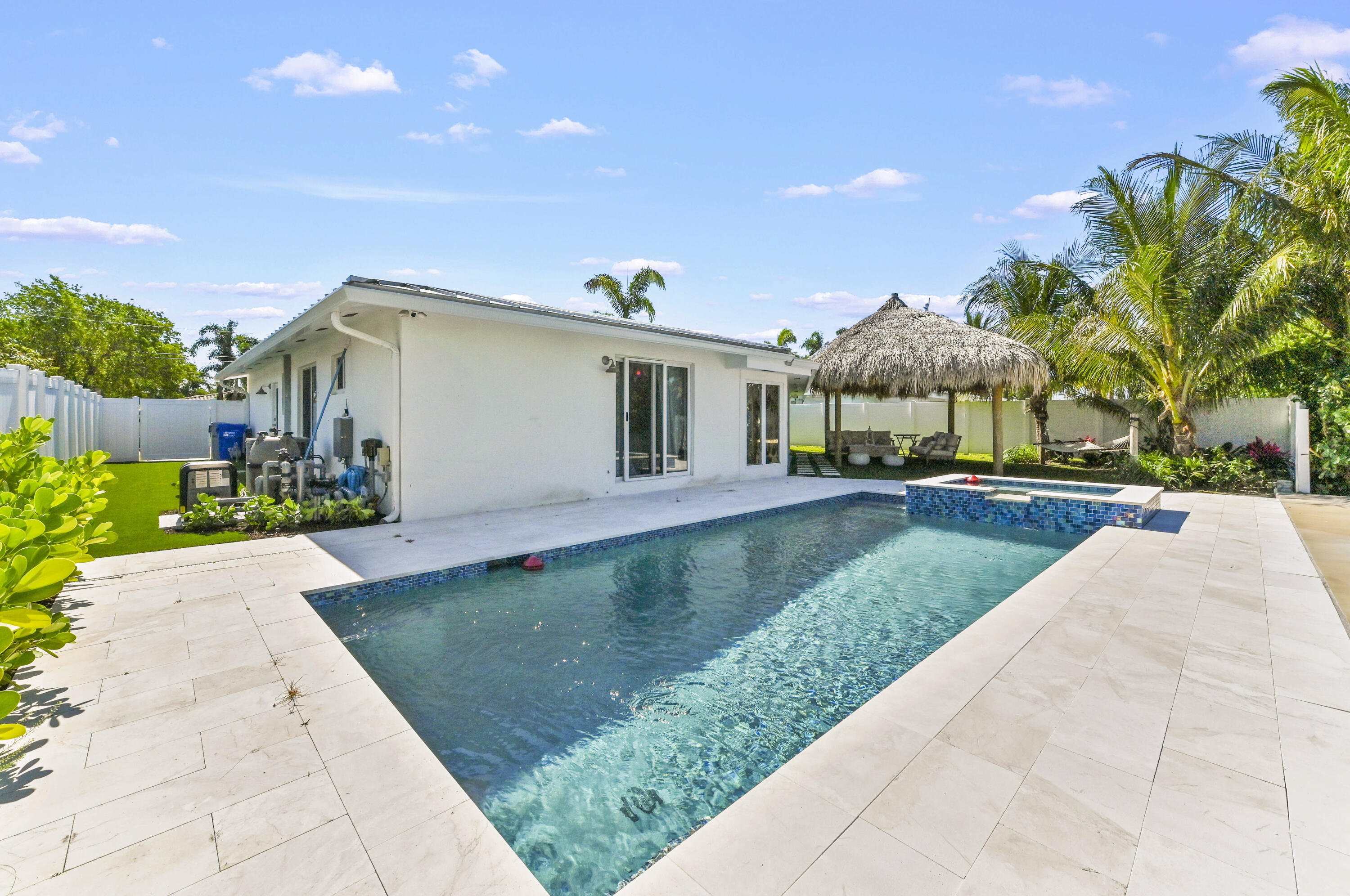 511 SE 9th Pompano Beach, FL 33060