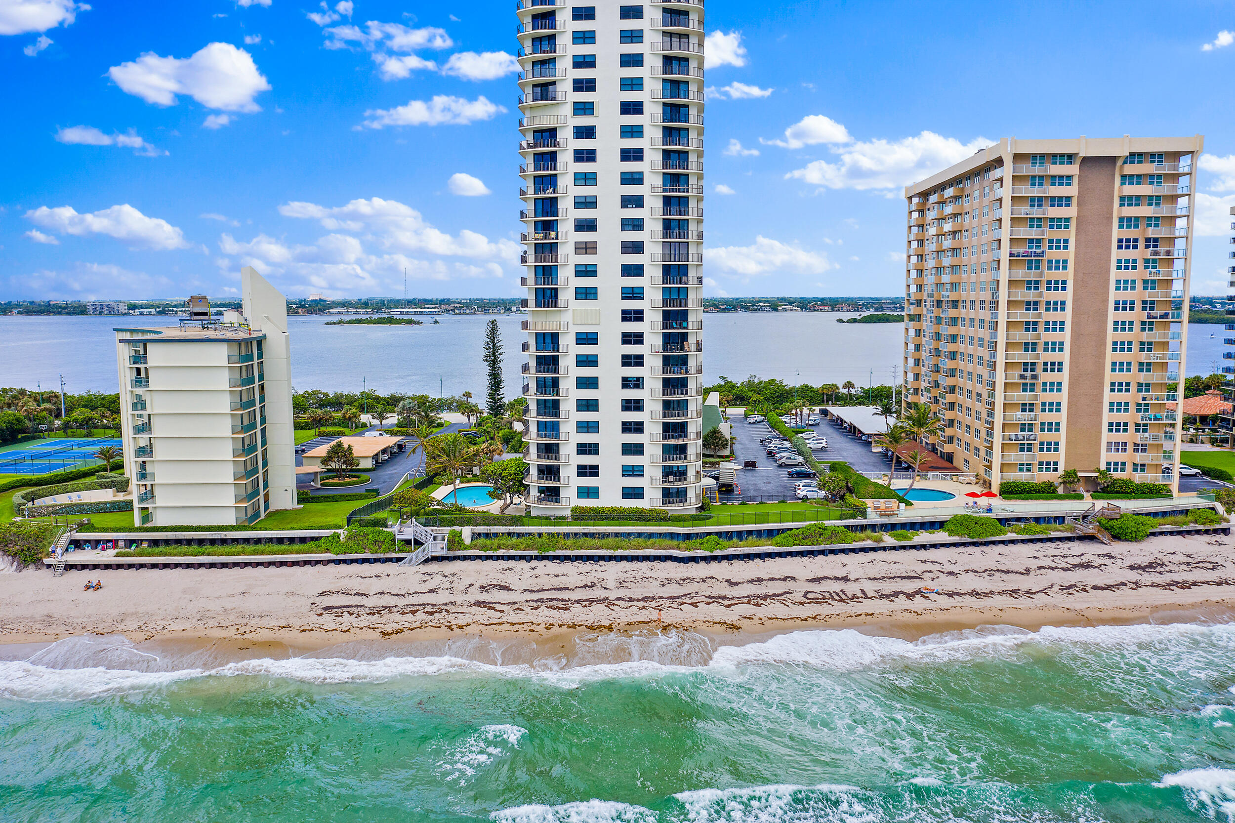 5420 N Ocean #305 Singer Island, FL 33404