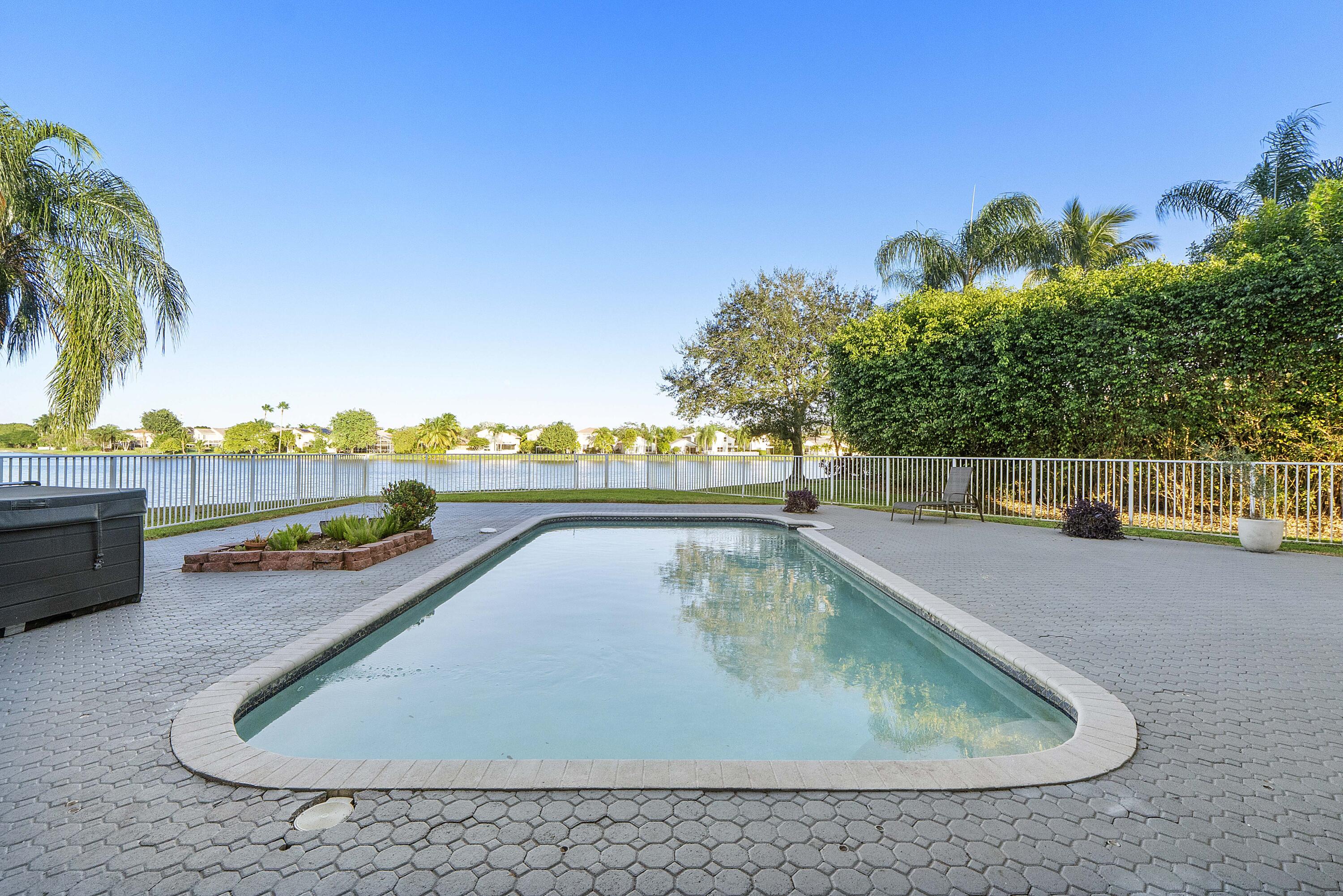 5081 NW 120th Coral Springs, FL 33076