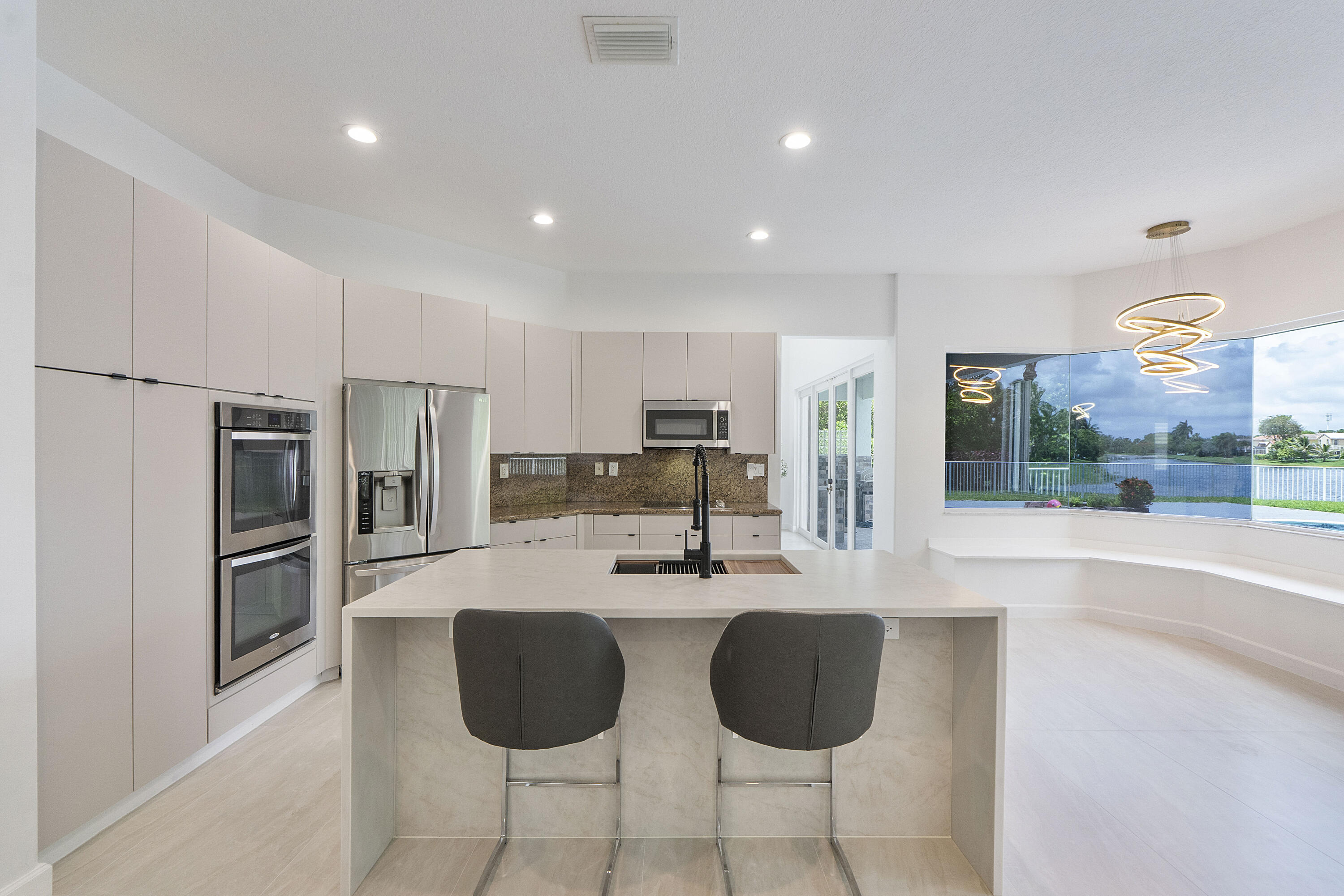 5081 NW 120th Coral Springs, FL 33076