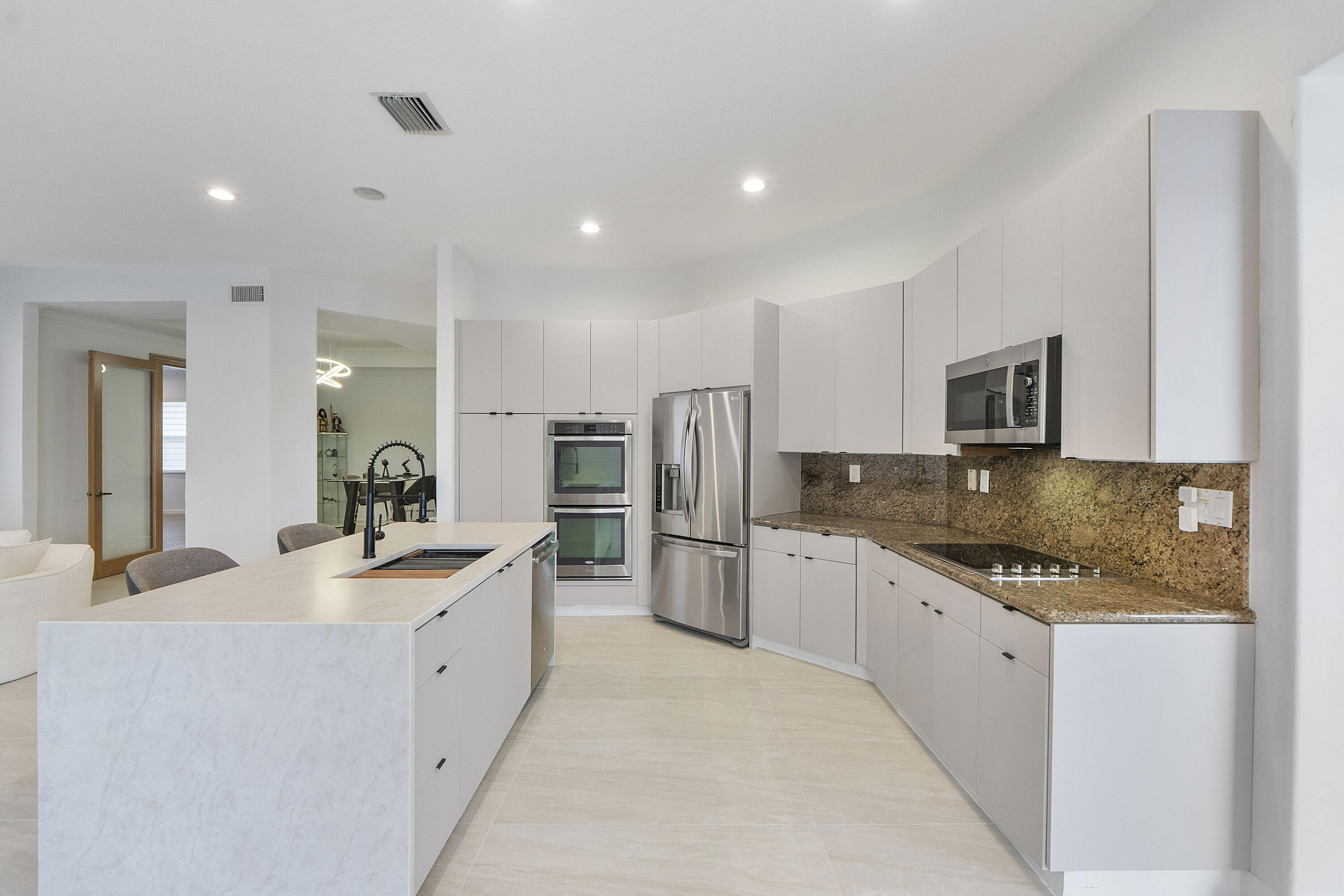 5081 NW 120th Coral Springs, FL 33076