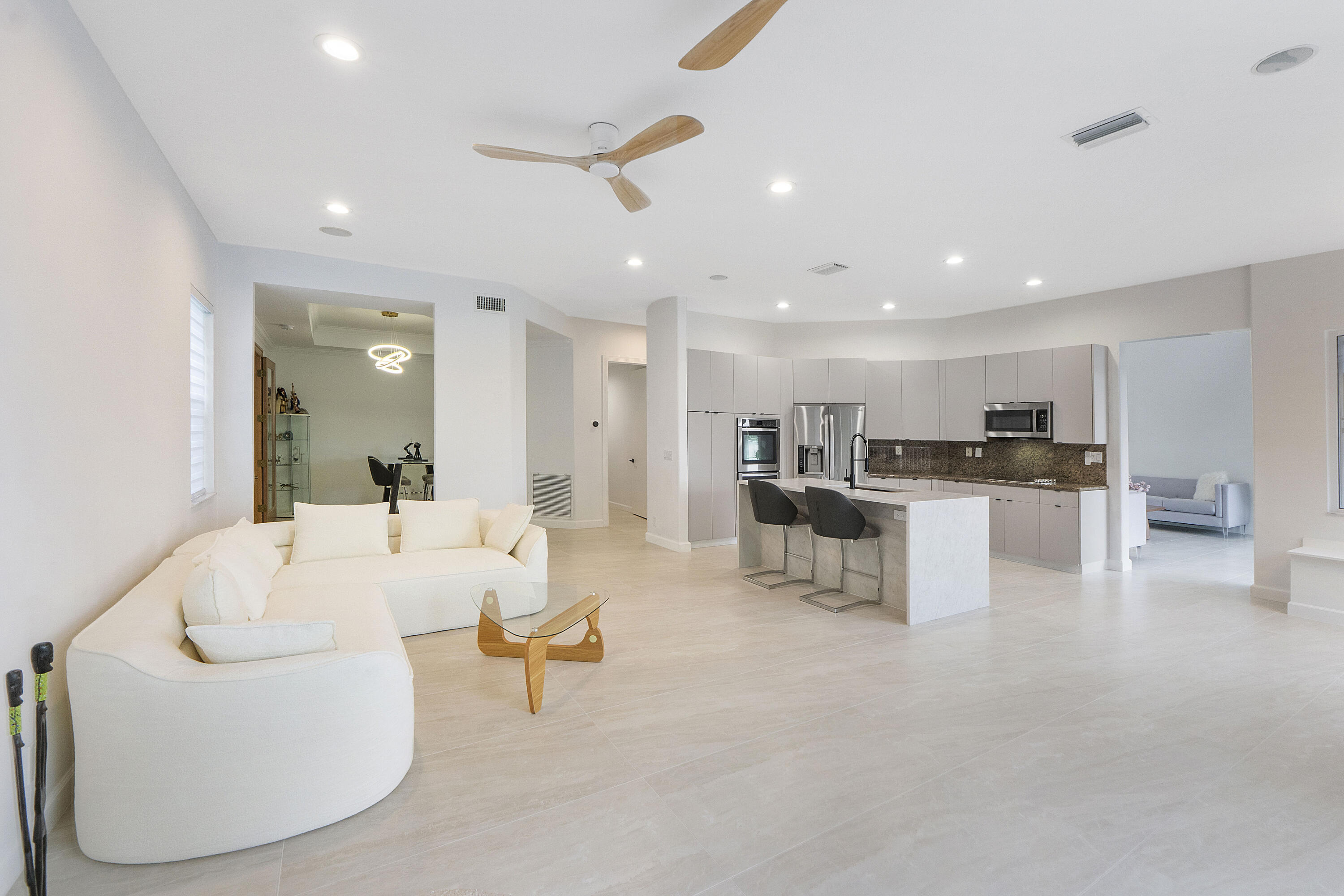 5081 NW 120th Coral Springs, FL 33076