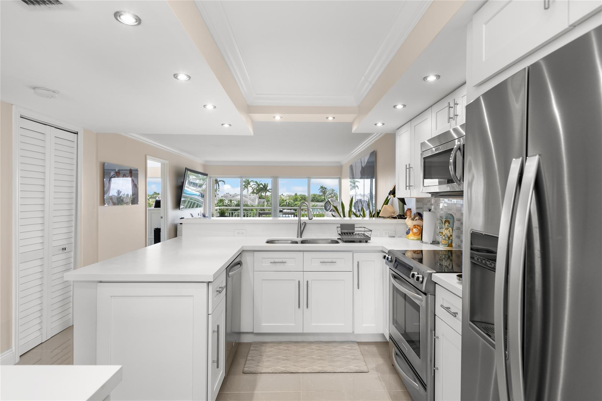 2611 N Riverside #307 Pompano Beach, FL 33062