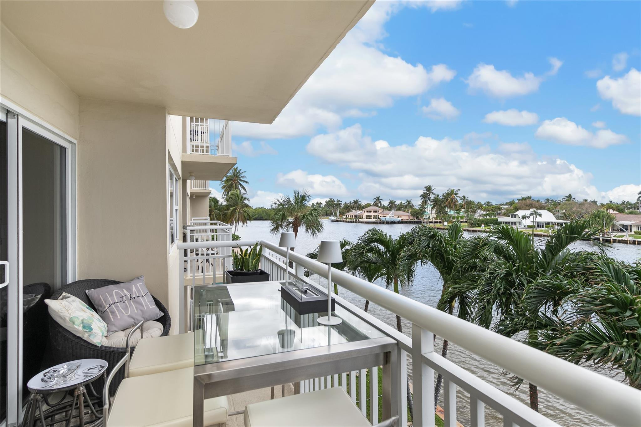 2611 N Riverside #307 Pompano Beach, FL 33062