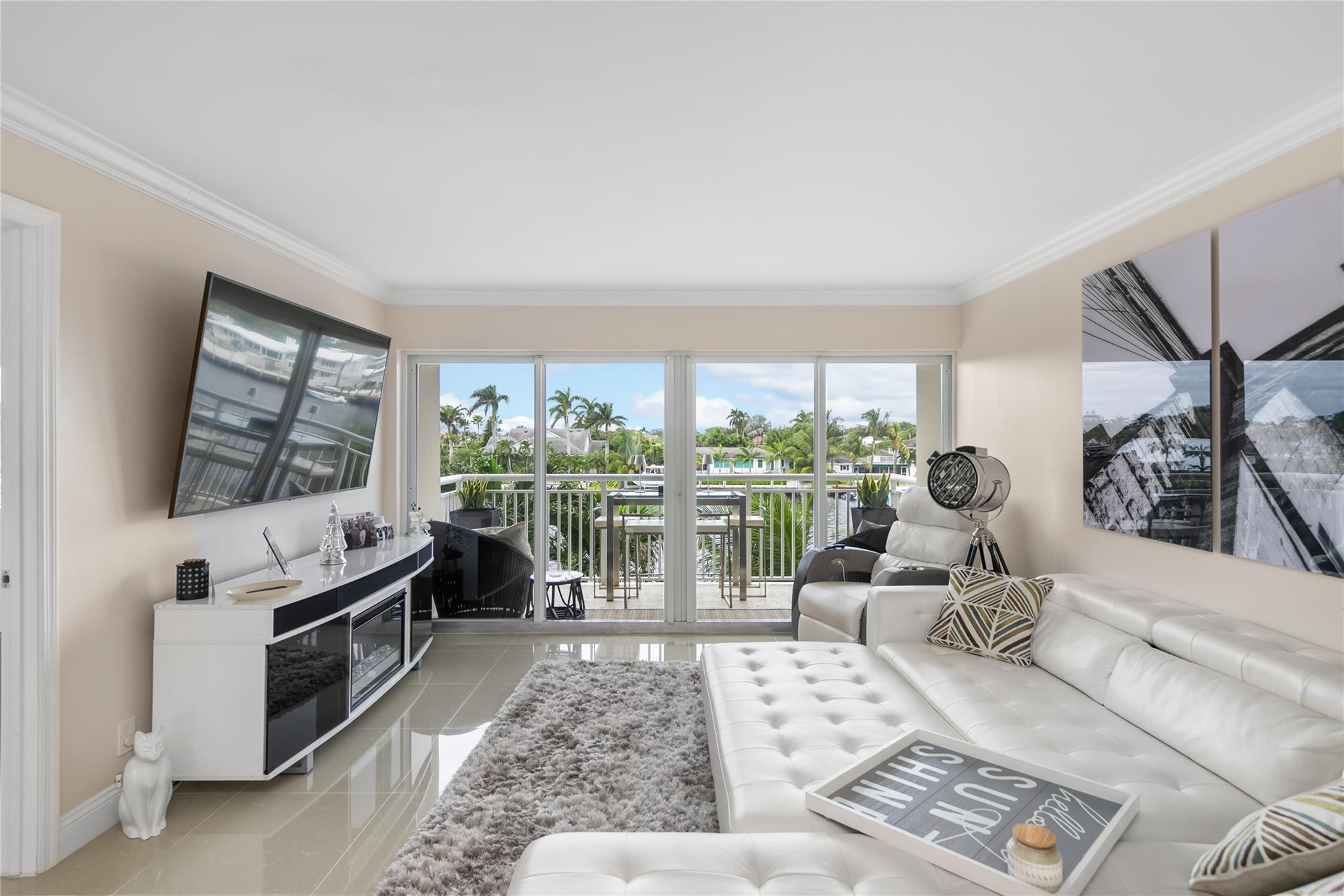 2611 N Riverside #307 Pompano Beach, FL 33062