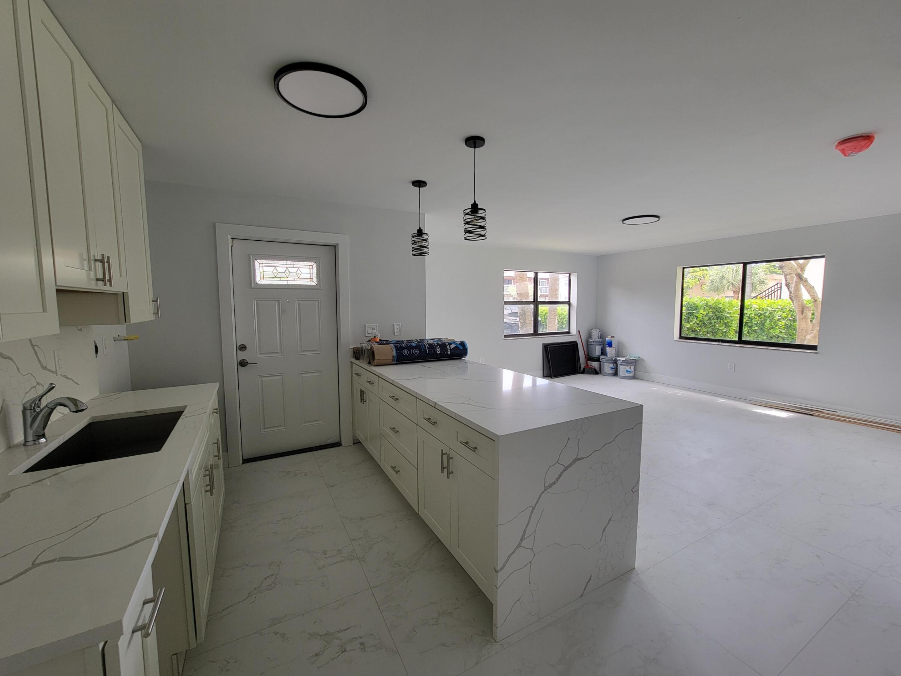 240 SW 7th #9