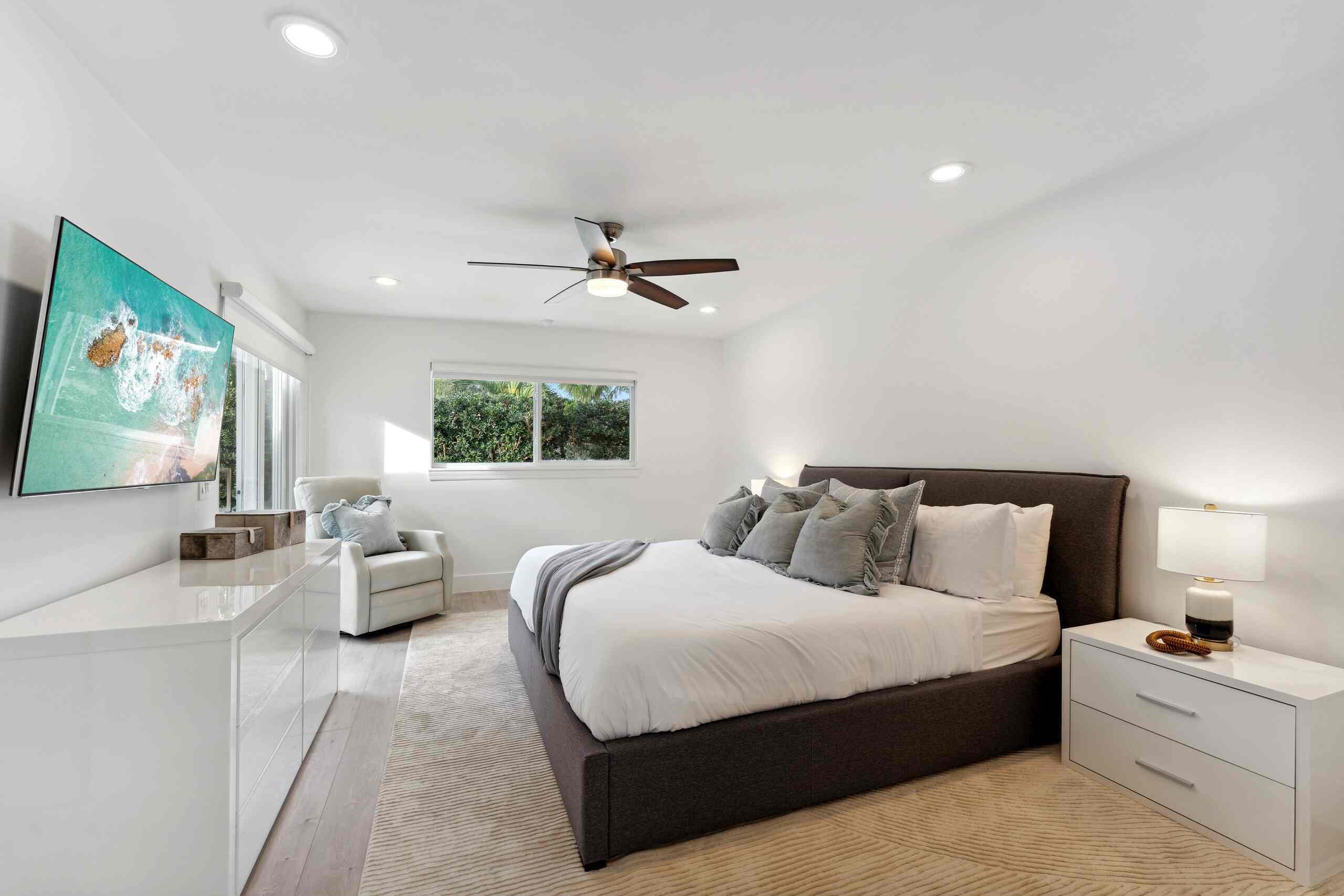 2205 NE 30th Lighthouse Point, FL 33064