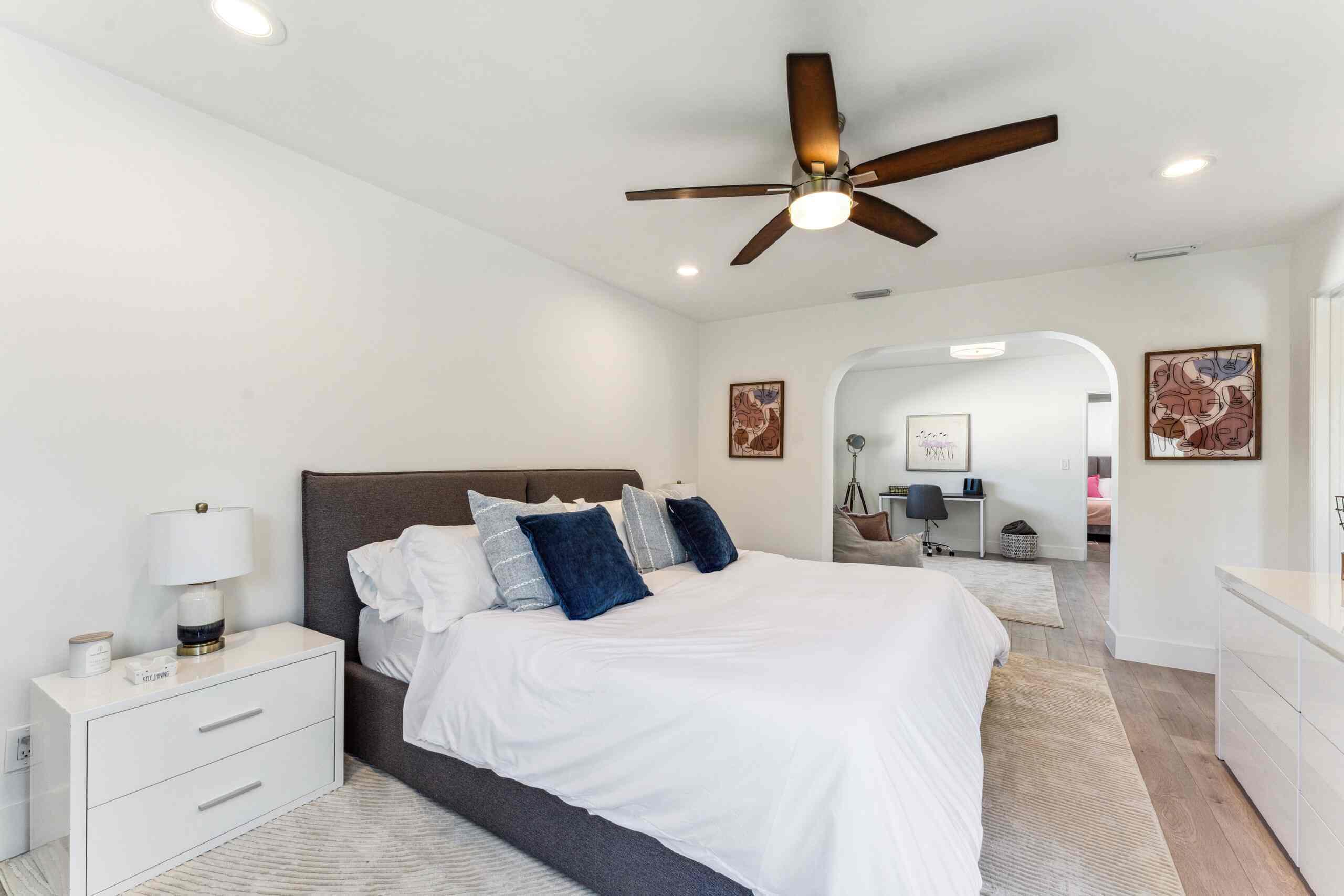 2205 NE 30th Lighthouse Point, FL 33064