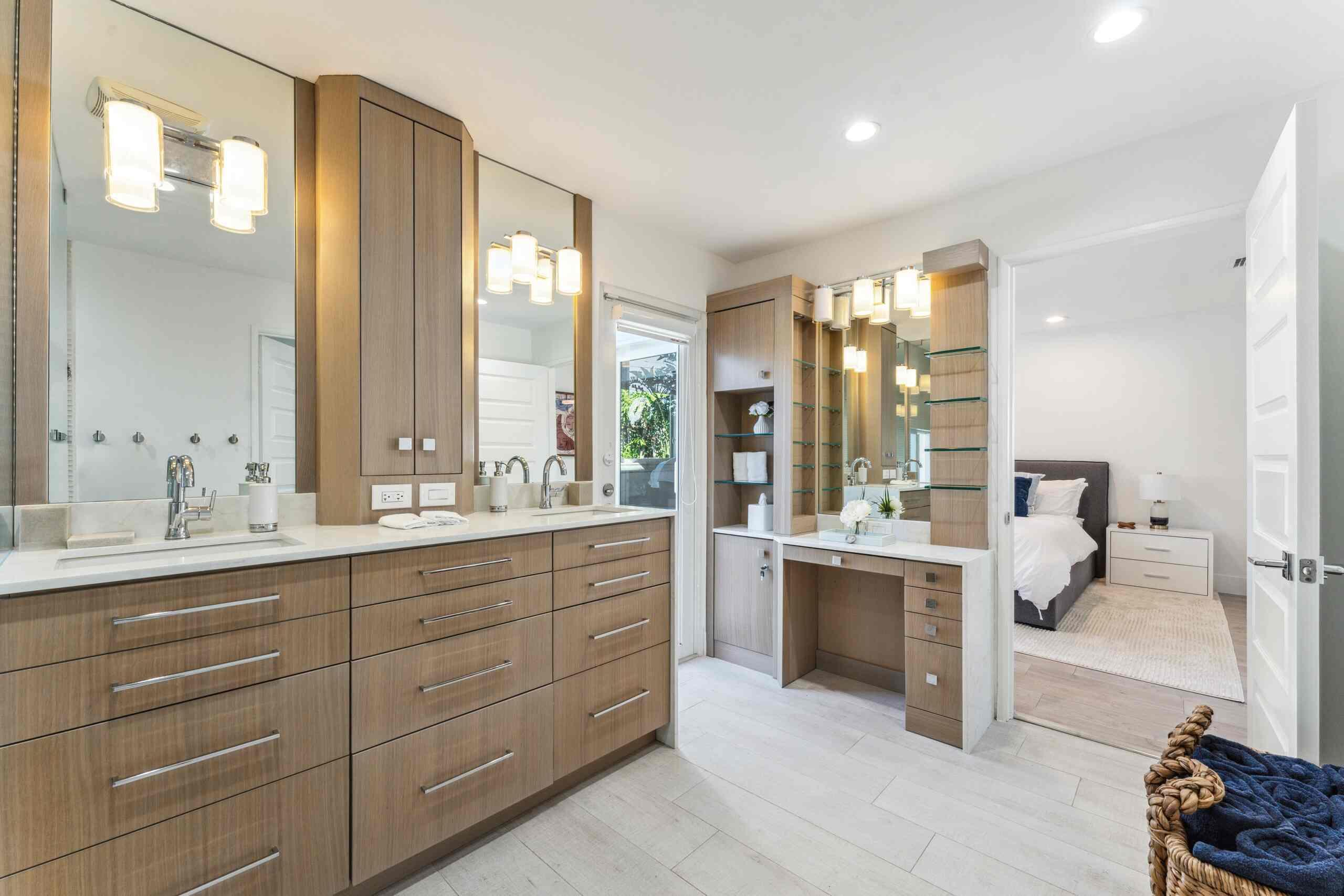 2205 NE 30th Lighthouse Point, FL 33064