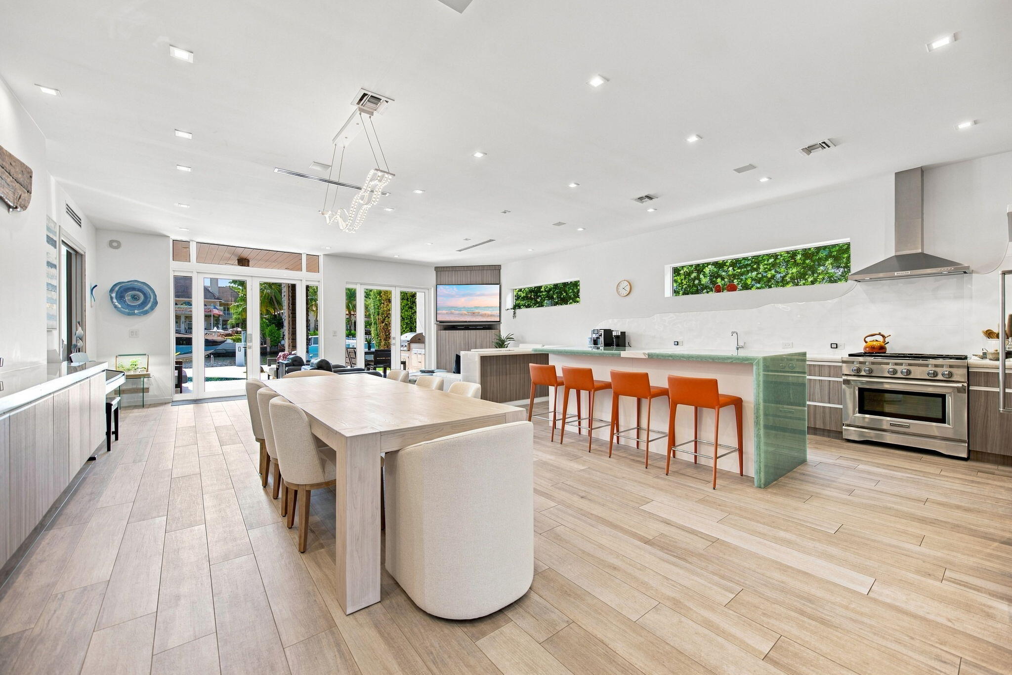 121 S Gordon Fort Lauderdale, FL 33301