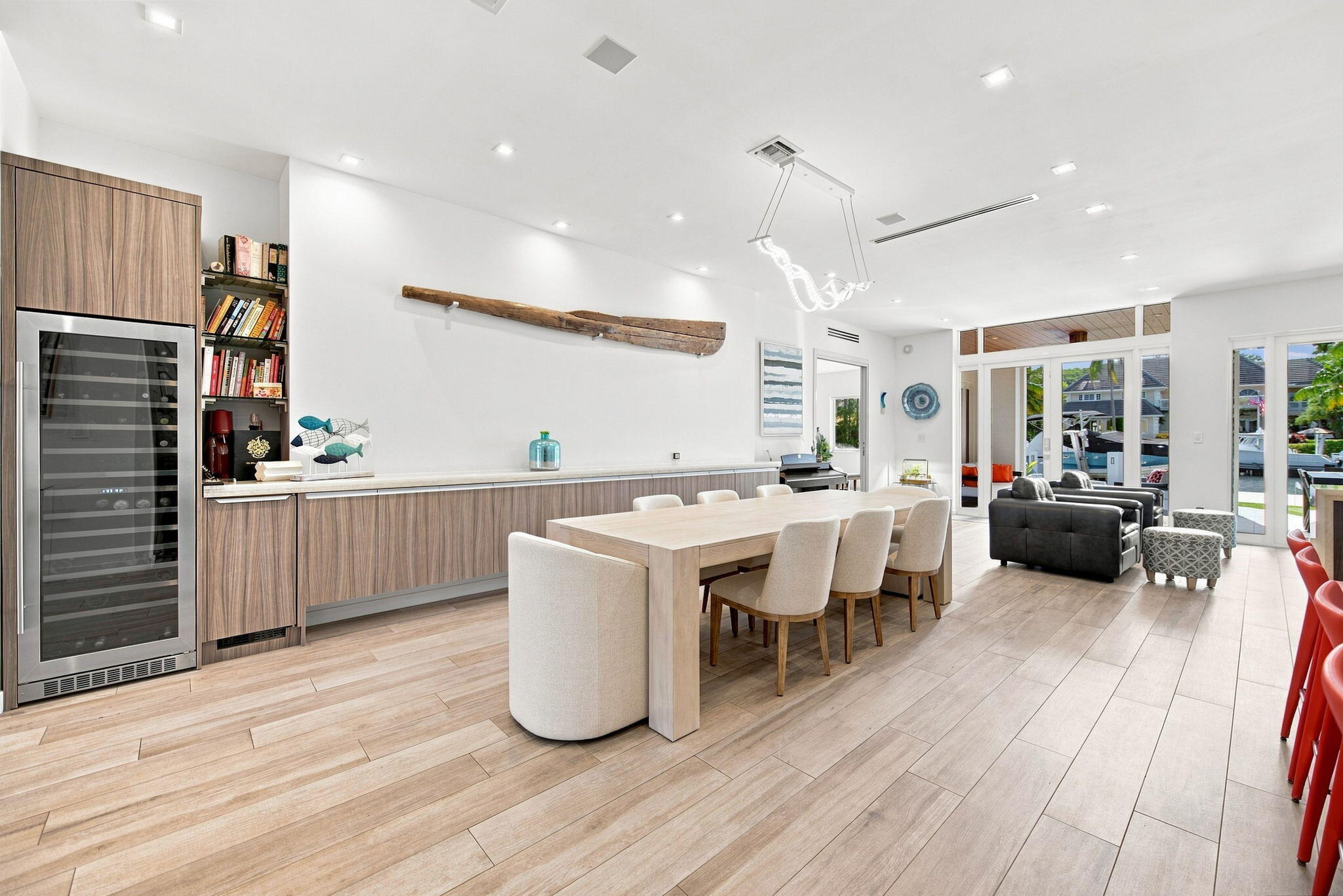 121 S Gordon Fort Lauderdale, FL 33301