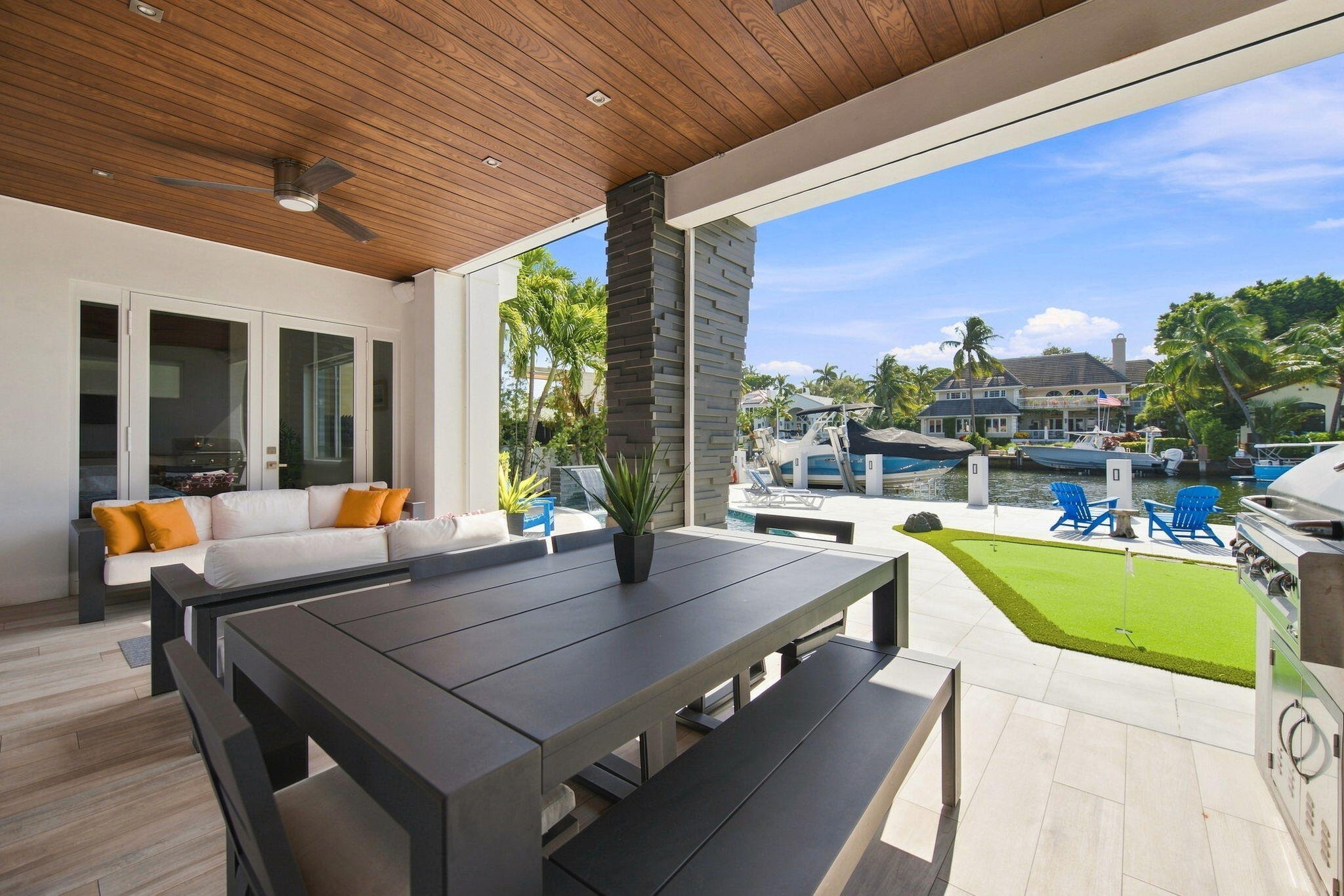 121 S Gordon Fort Lauderdale, FL 33301