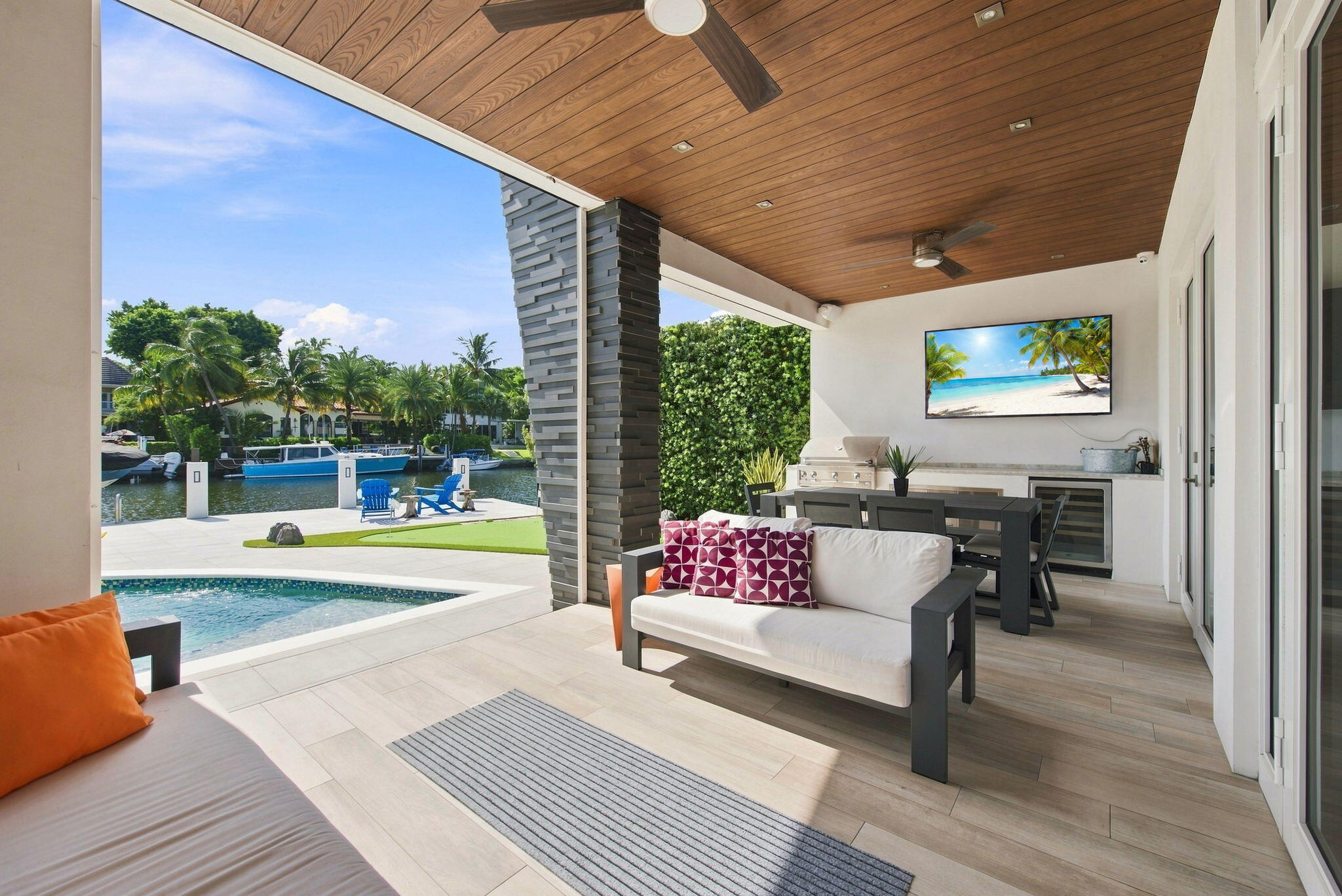 121 S Gordon Fort Lauderdale, FL 33301
