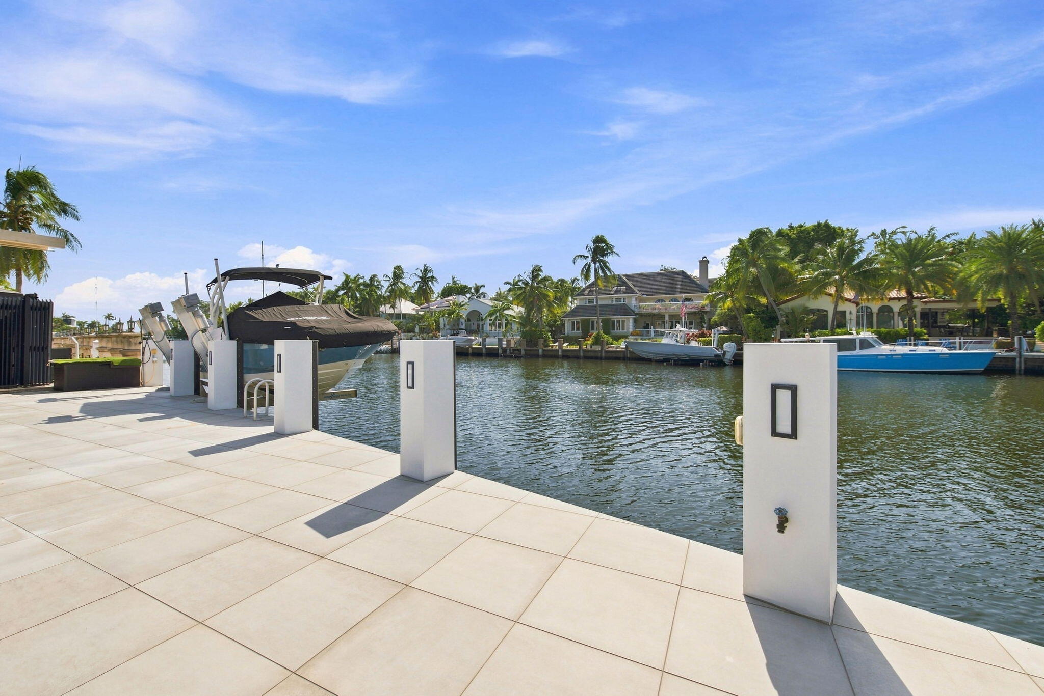 121 S Gordon Fort Lauderdale, FL 33301