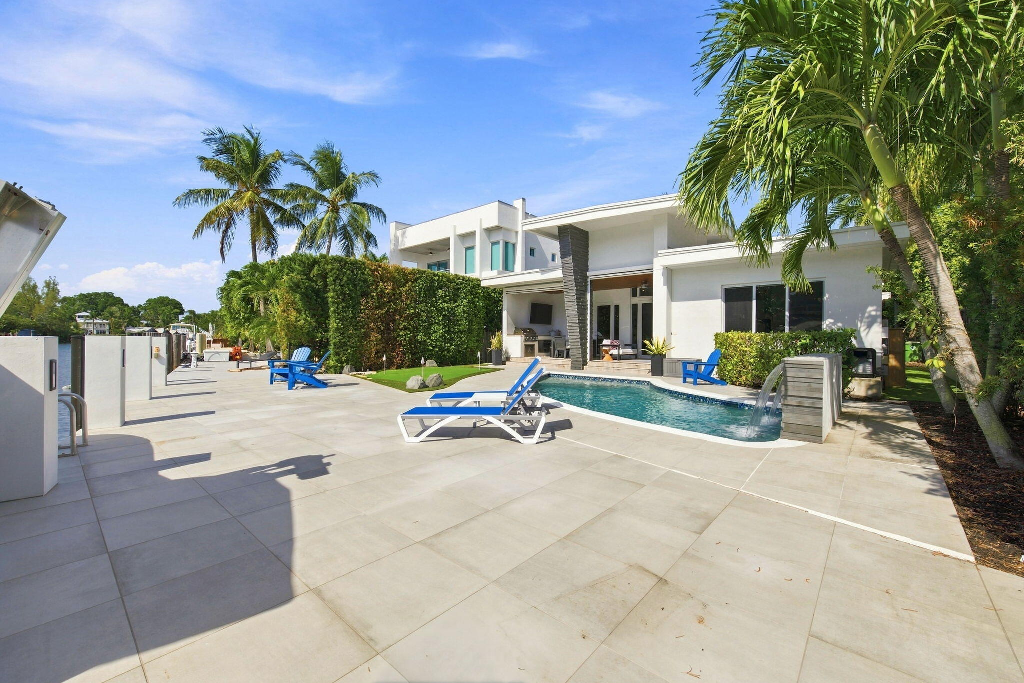 121 S Gordon Fort Lauderdale, FL 33301