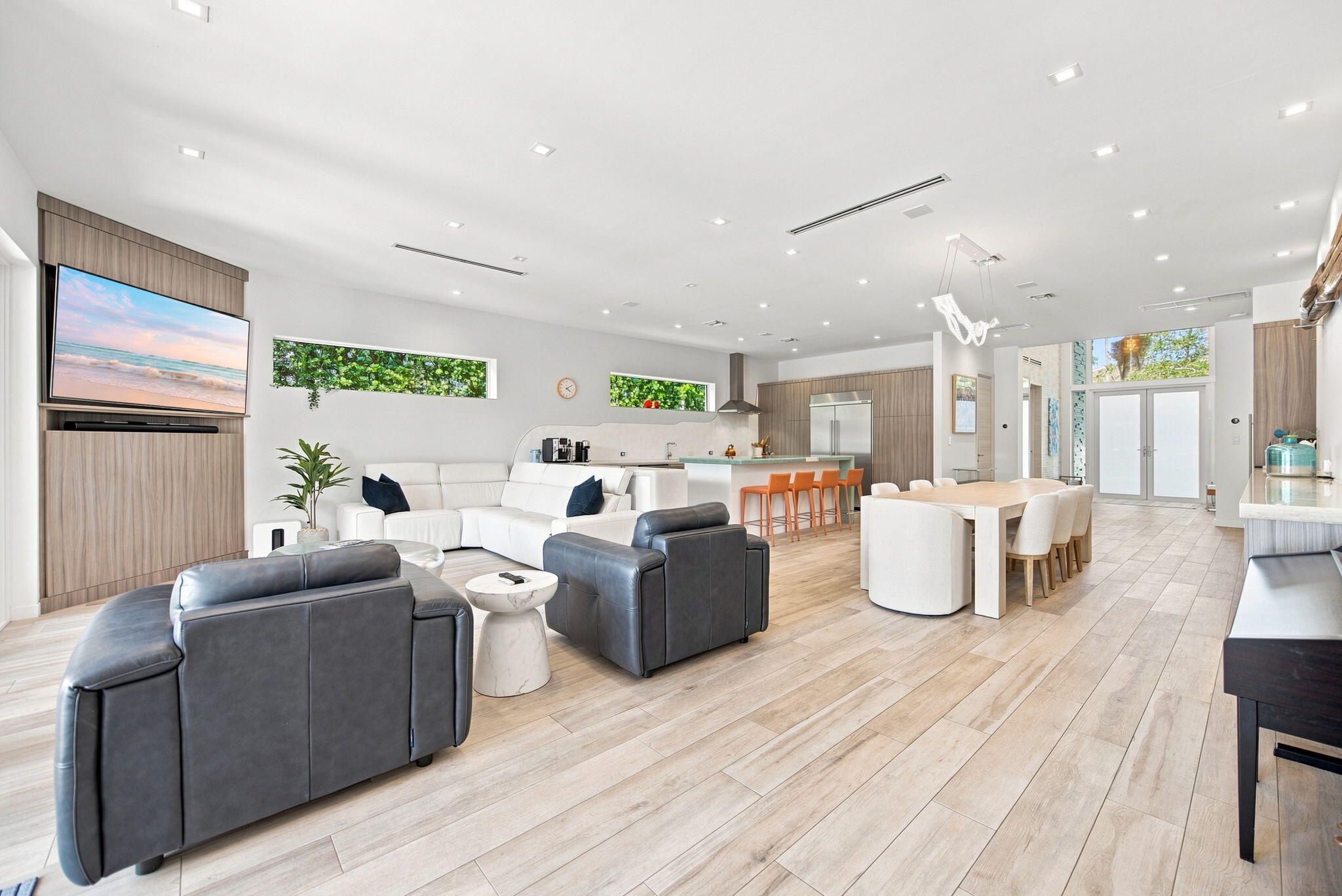 121 S Gordon Fort Lauderdale, FL 33301