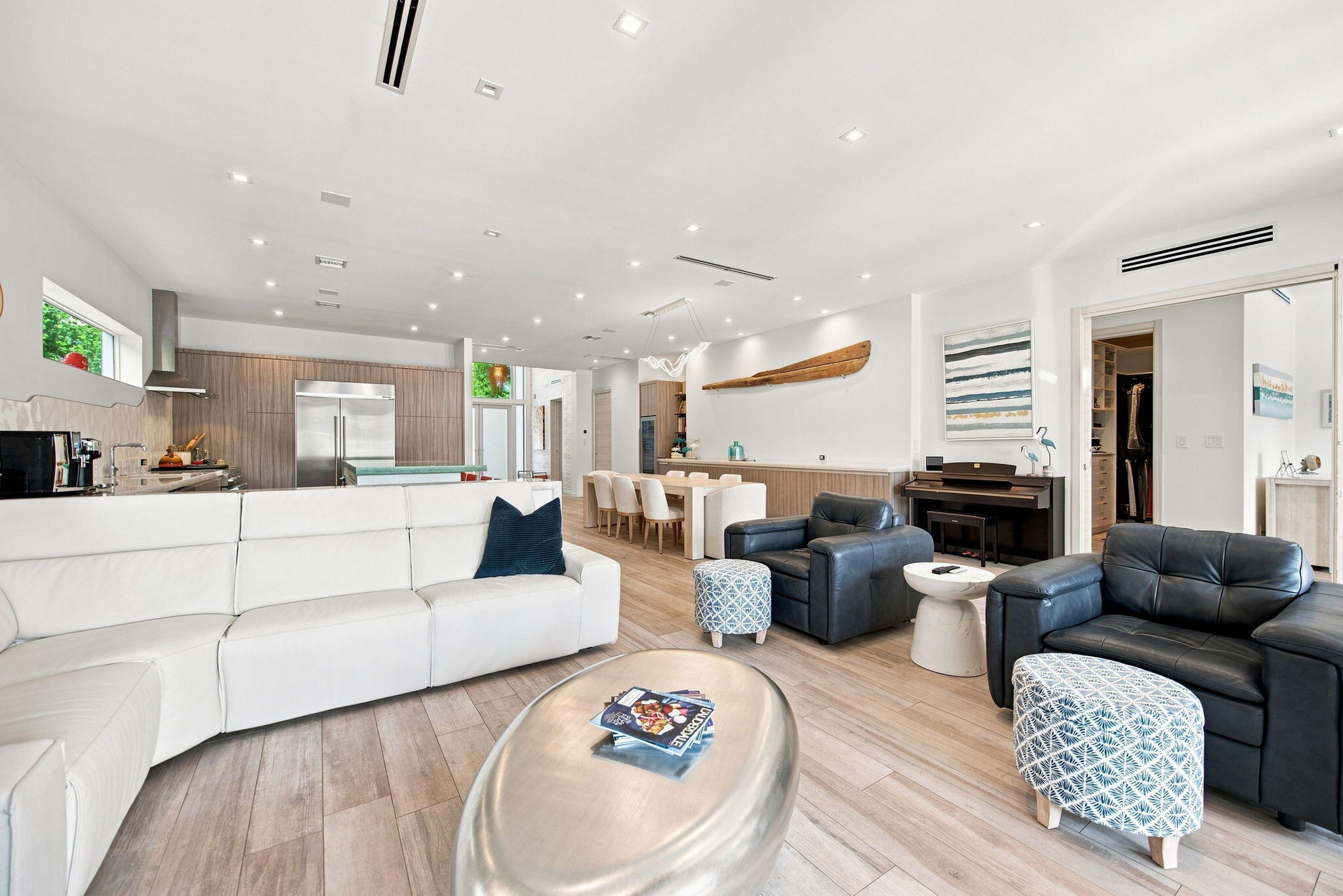 121 S Gordon Fort Lauderdale, FL 33301