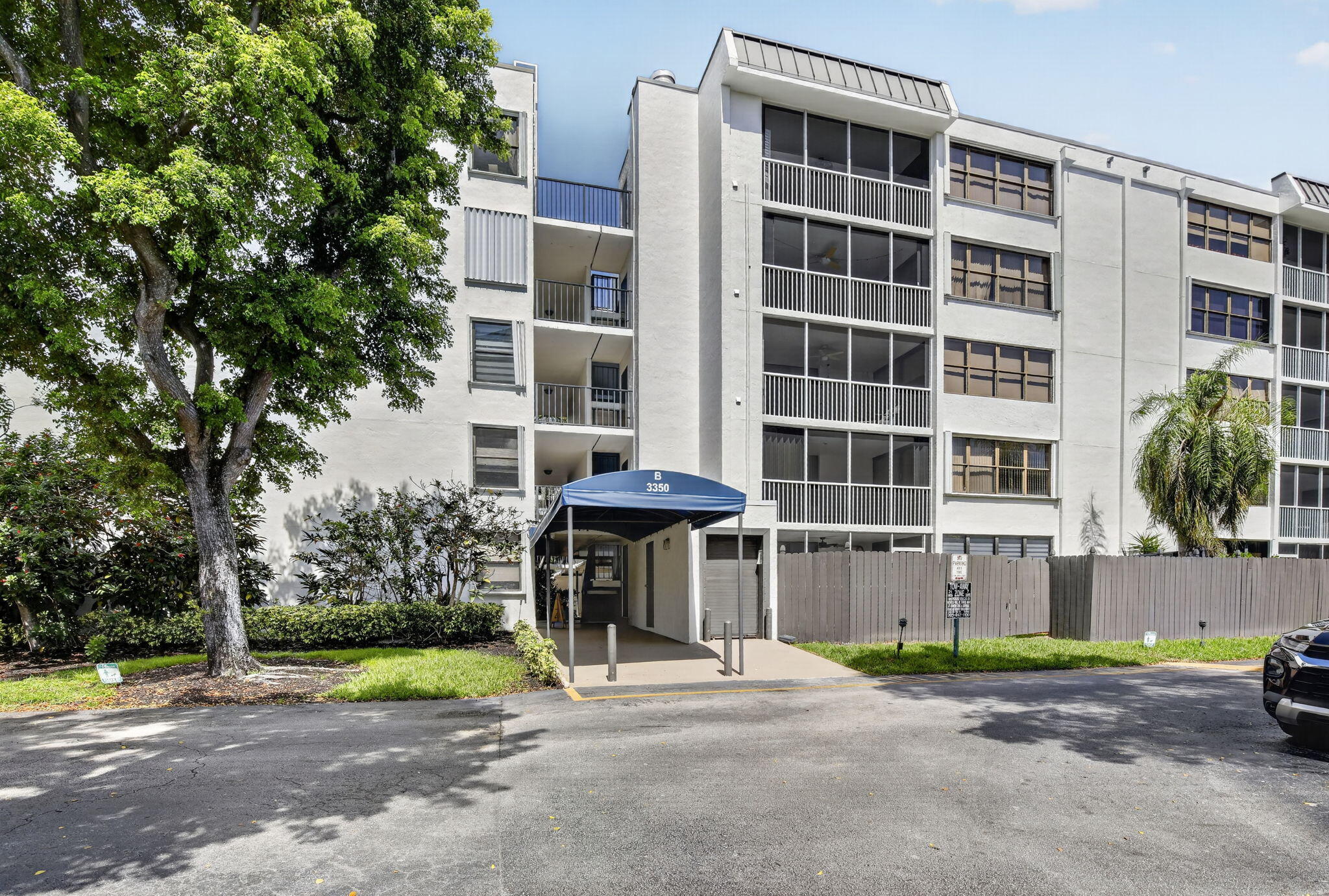 3350 NE 192nd St #2B-B