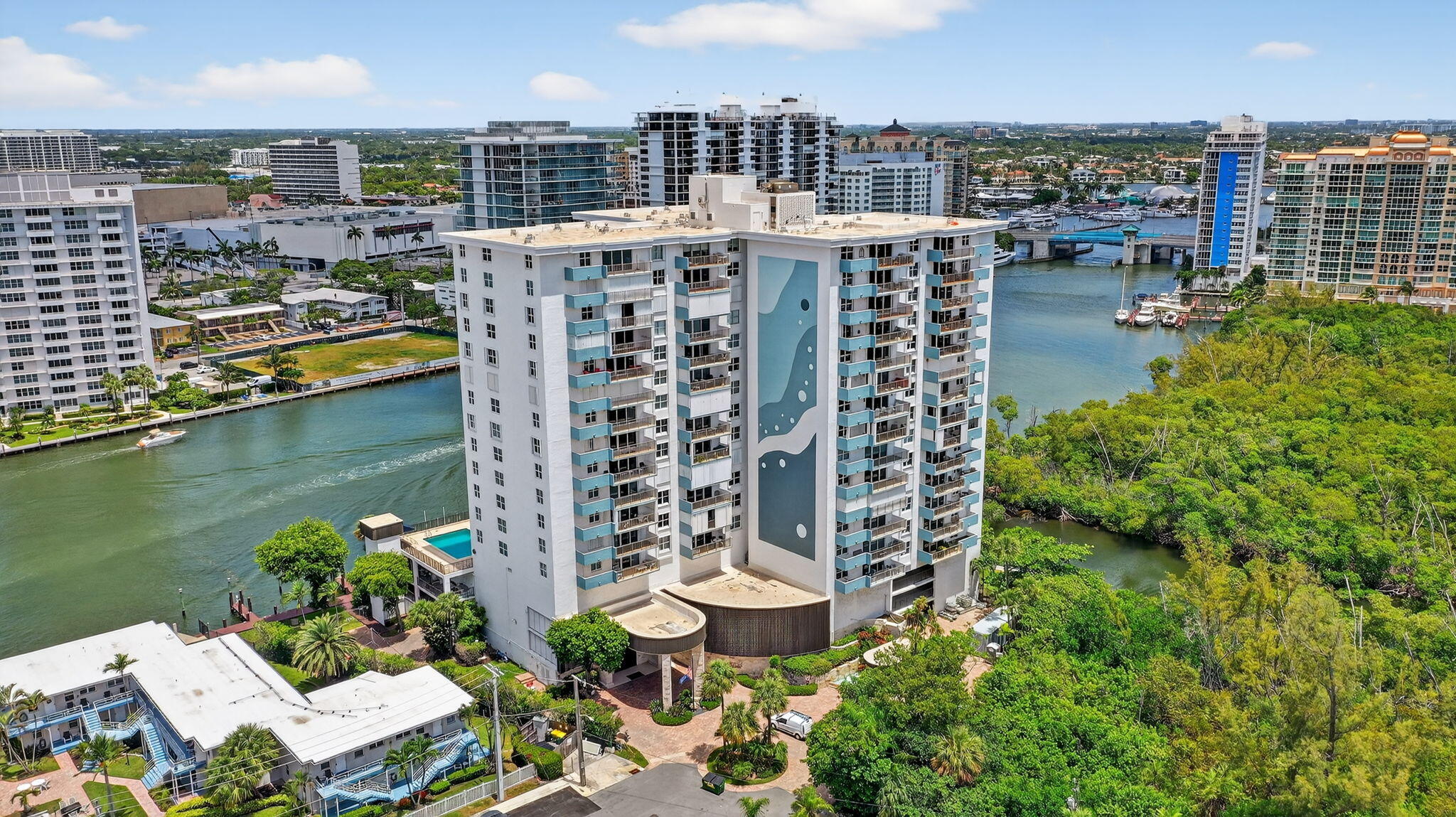 777 Bayshore Dr #701