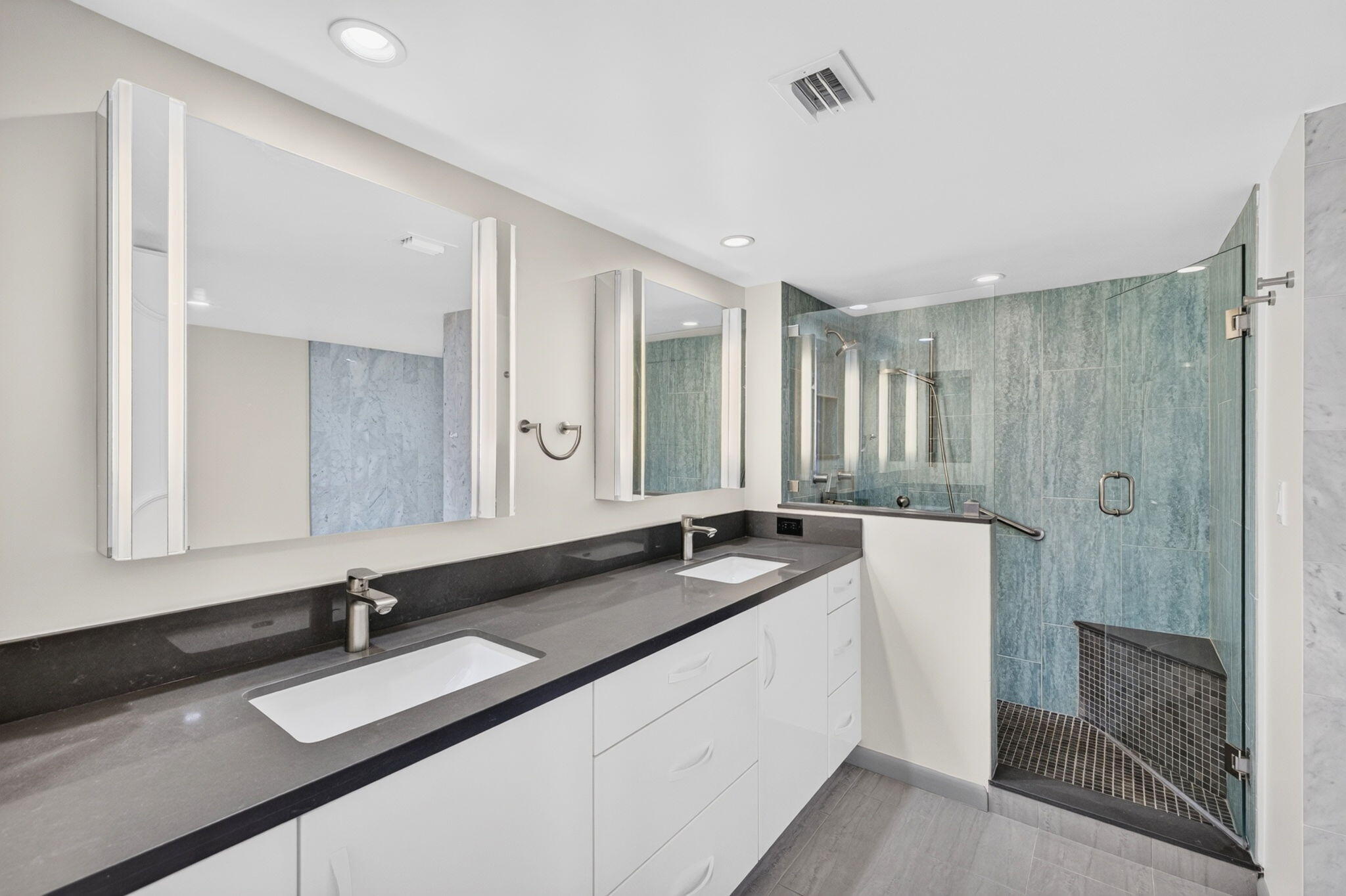 777 Bayshore Dr #701 Fort Lauderdale, FL 33304