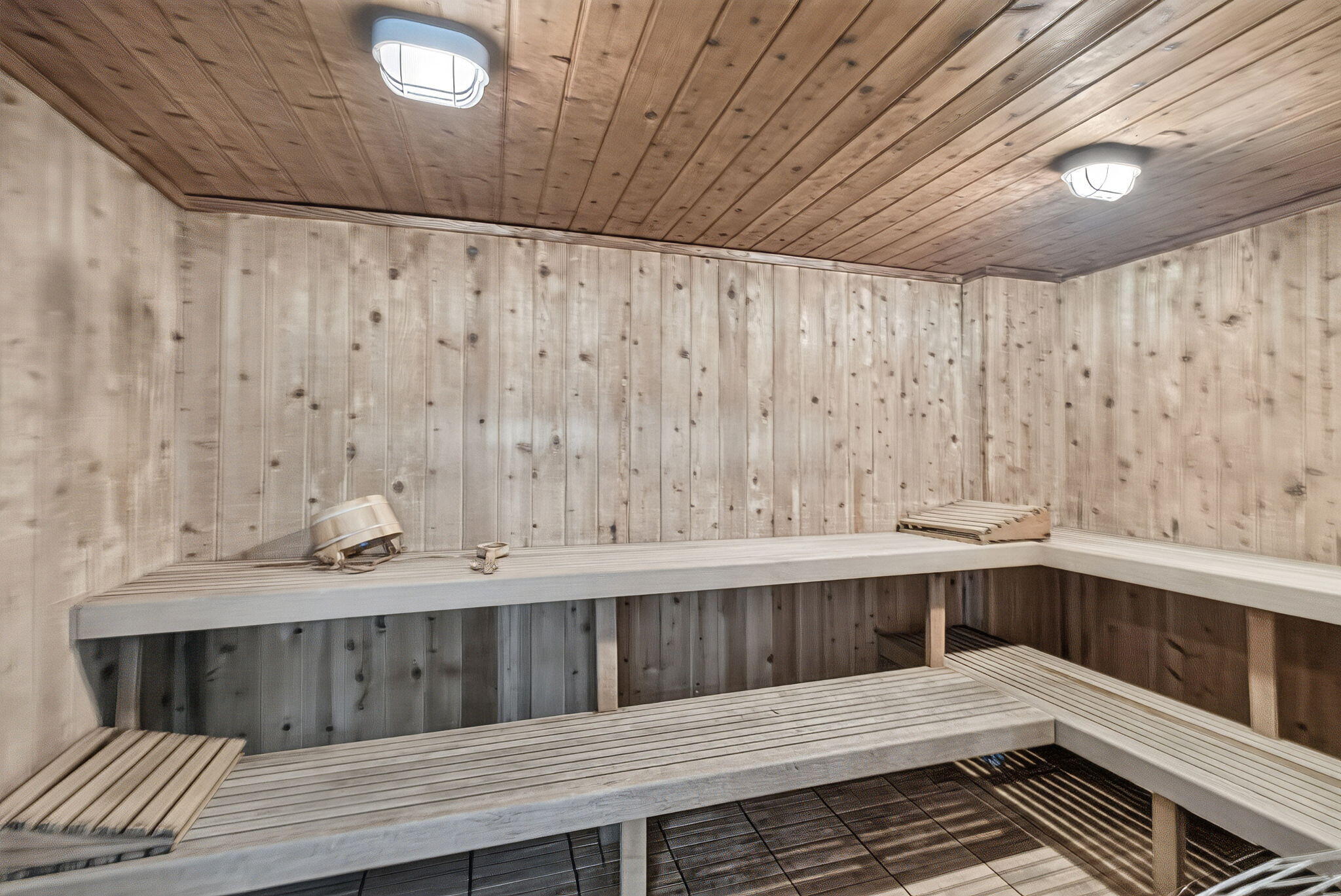image Arlen House East44