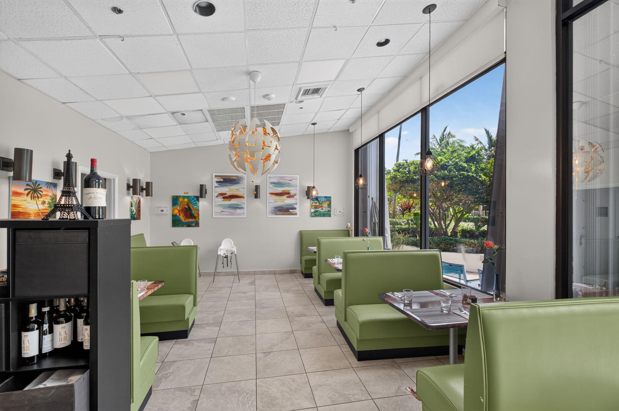 image Arlen House East54