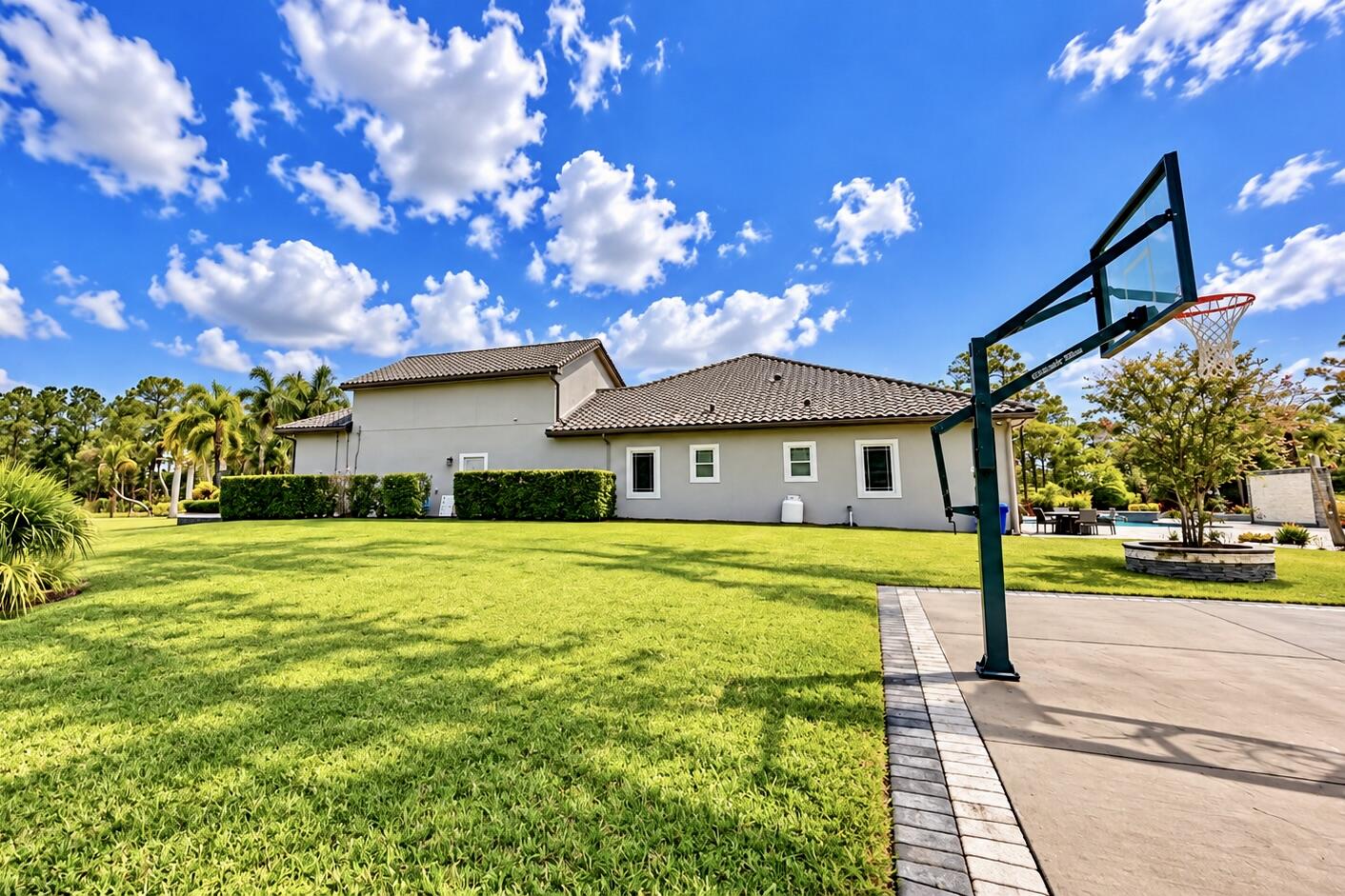 13050 81st St Fellsmere, FL 32948