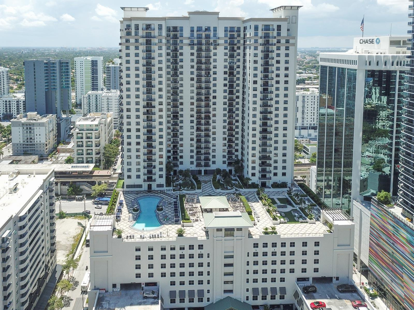image Nine at Mary Brickell Village0