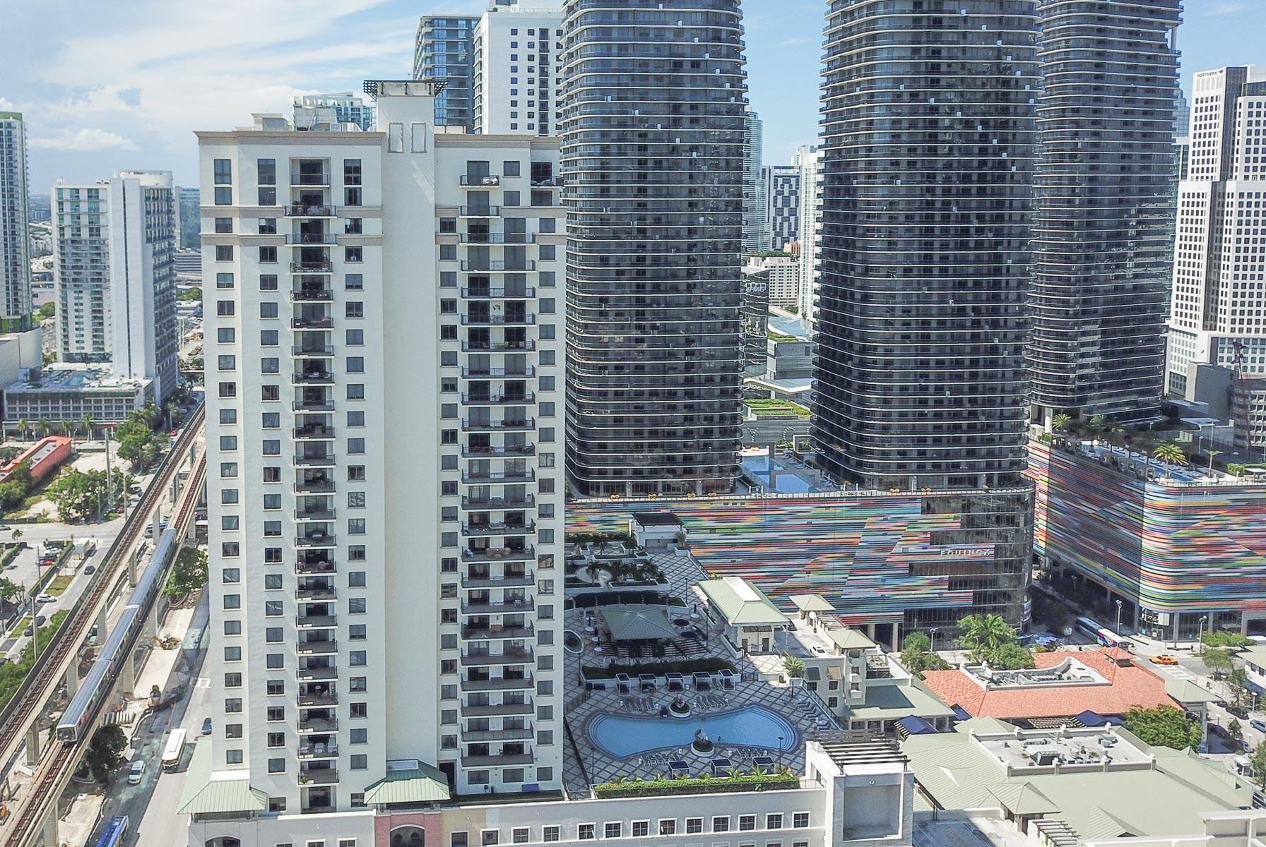 image Nine at Mary Brickell Village1