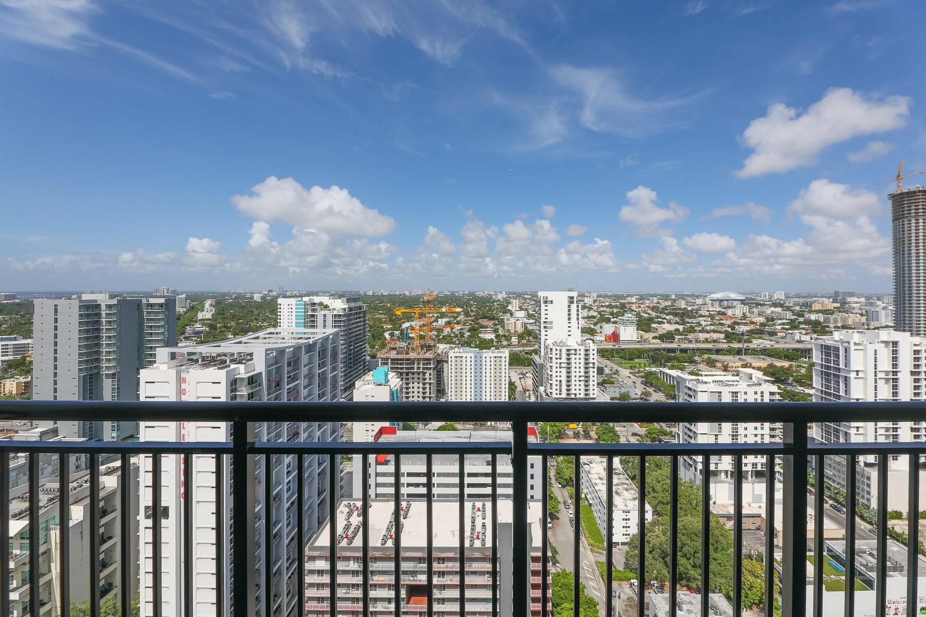 image Nine at Mary Brickell Village21