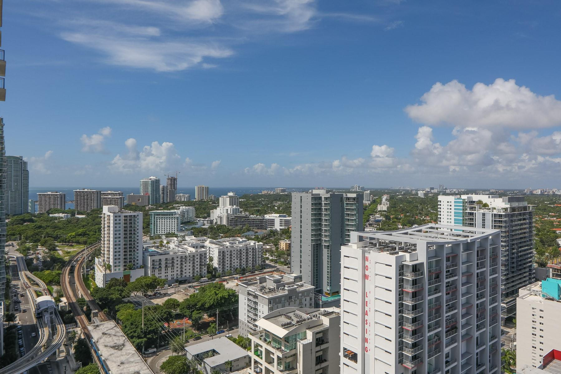 image Nine at Mary Brickell Village22
