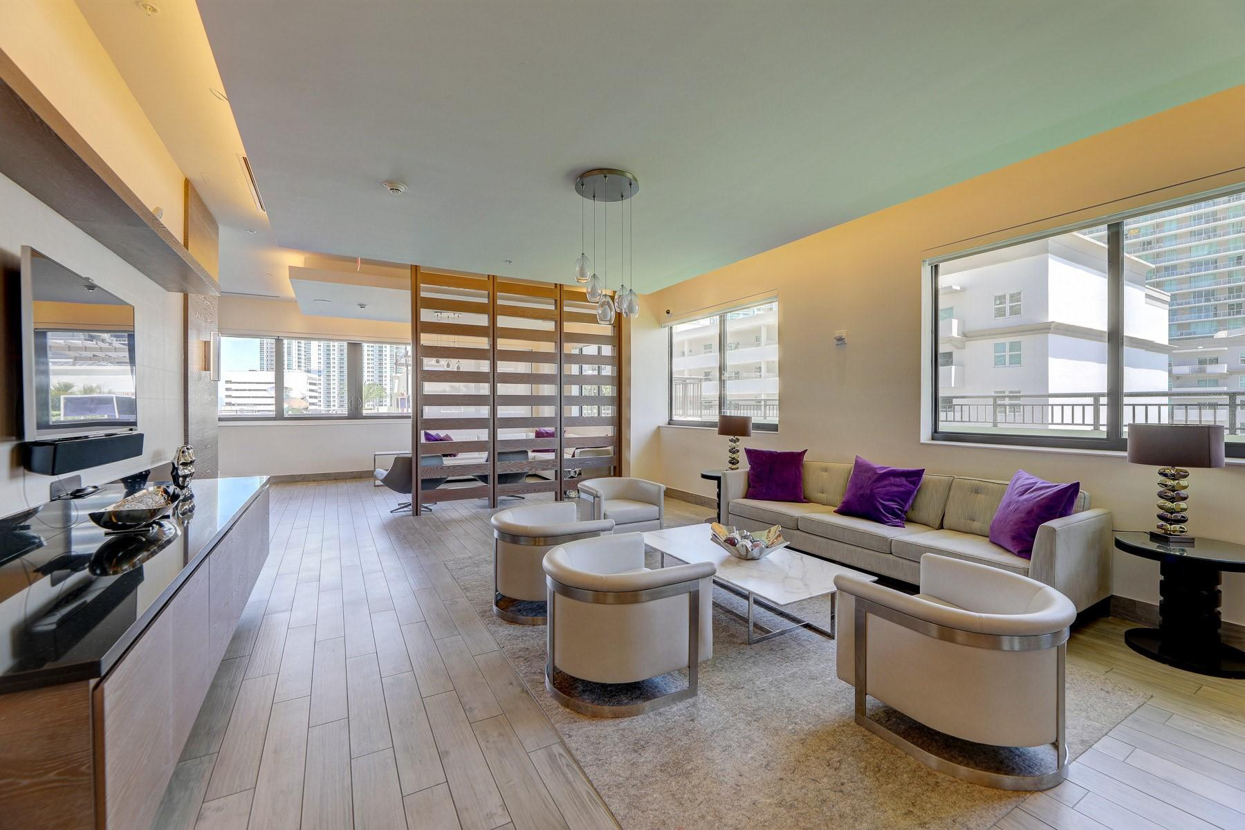 image Nine at Mary Brickell Village24