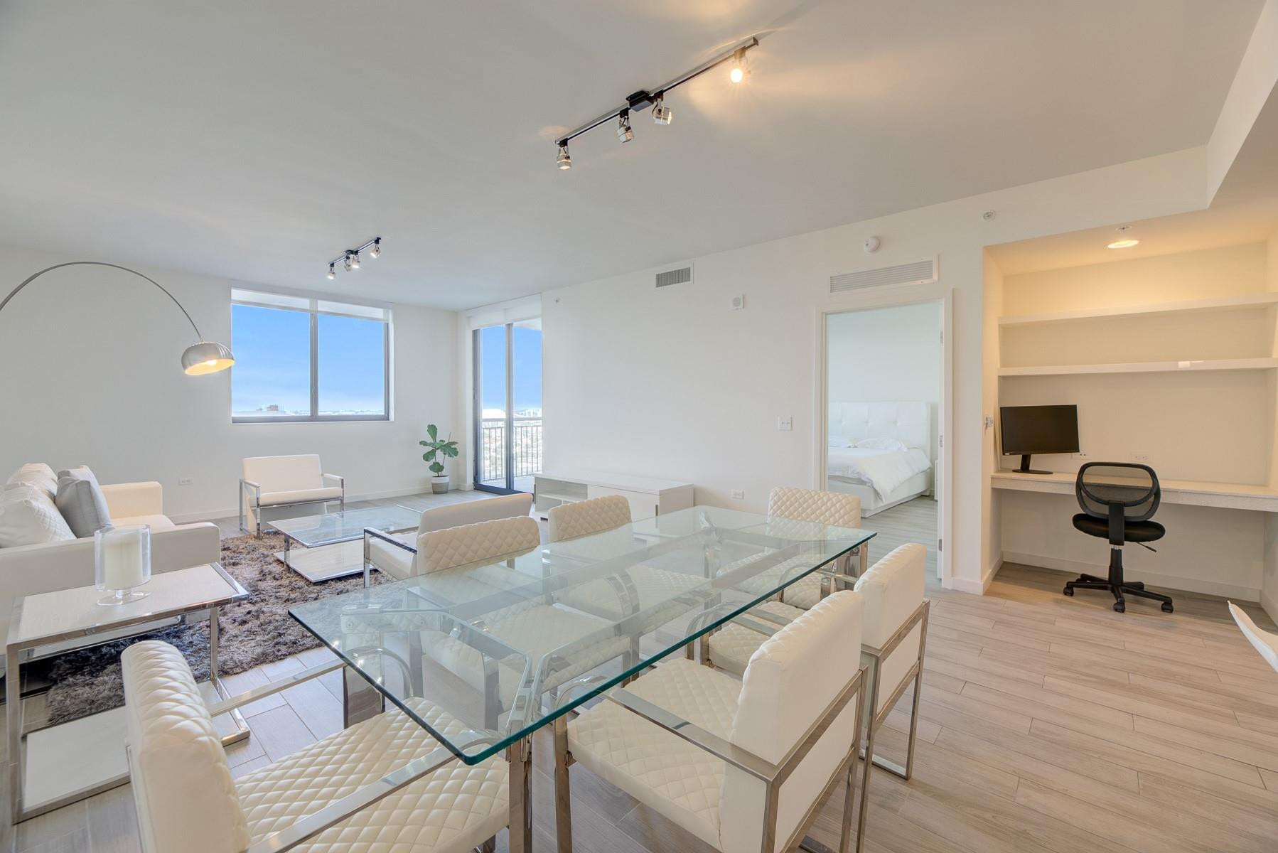 image Nine at Mary Brickell Village5