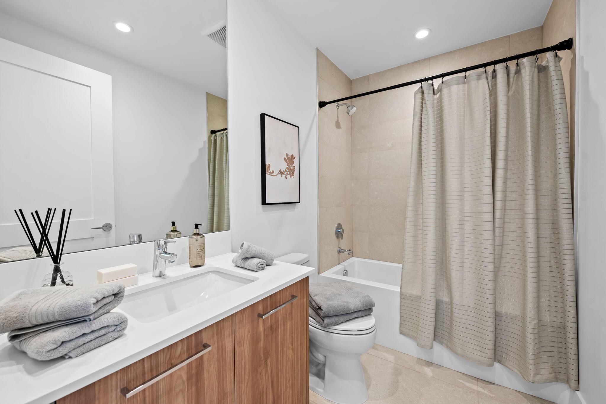 153 N Seabreeze Blvd #602 Fort Lauderdale, FL 33304