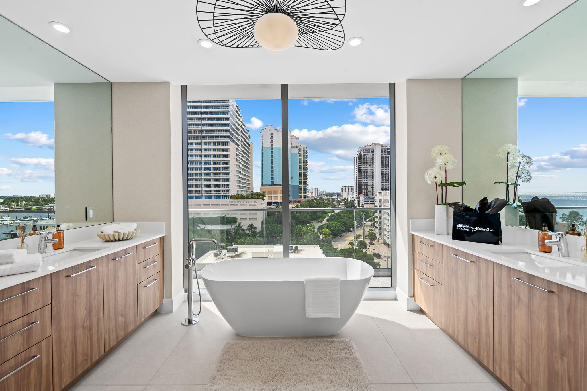 153 N Seabreeze Blvd #602 Fort Lauderdale, FL 33304