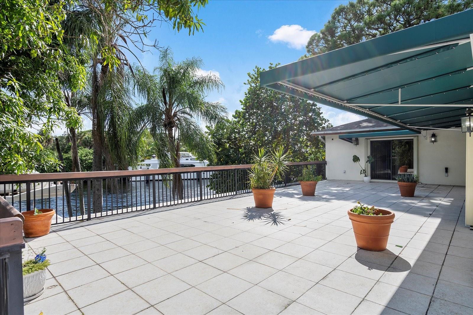 1240 SW 14th Ave Fort Lauderdale, FL 33312 1240 SW 14th Ave Fort Lauderdale, FL 33312