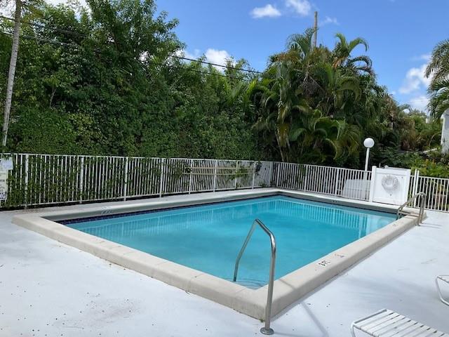 2106 NE 44th St Lighthouse Point, FL 33064